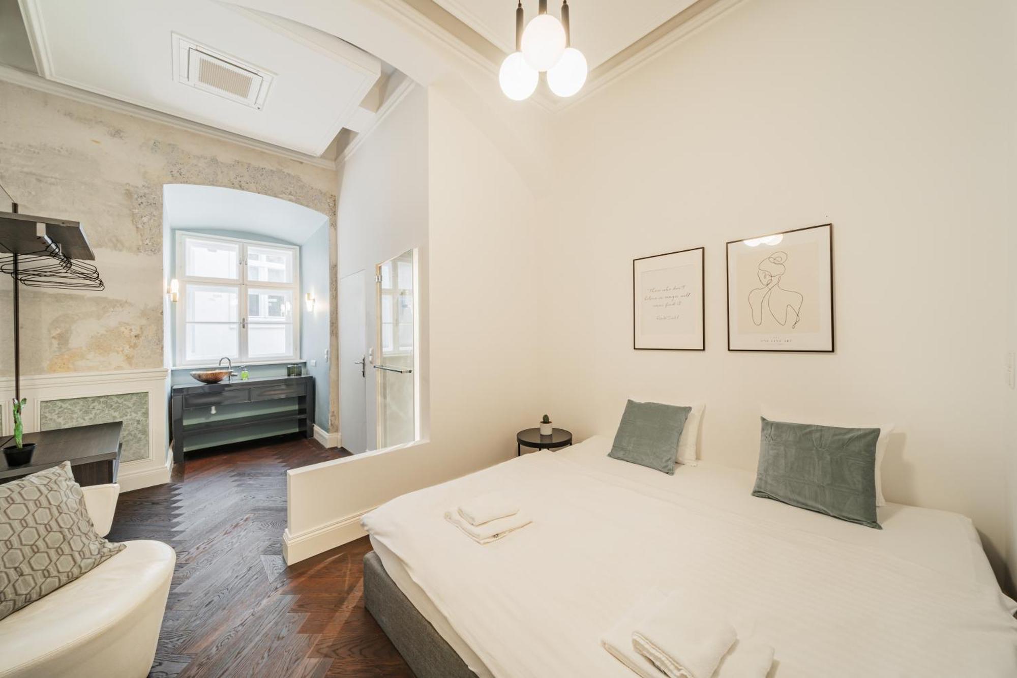 Luxury In Best Location Vienna