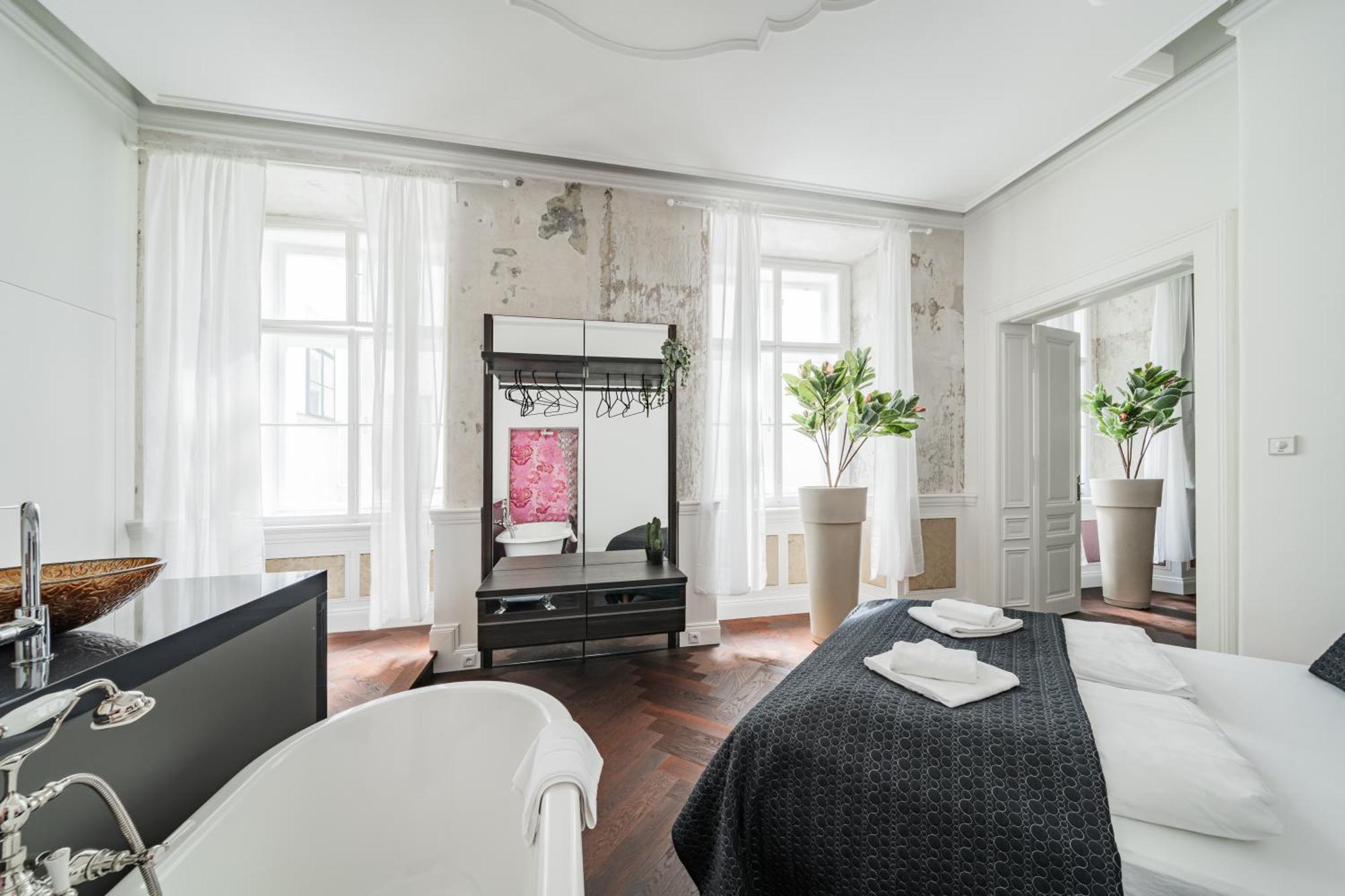 Luxury In Best Location