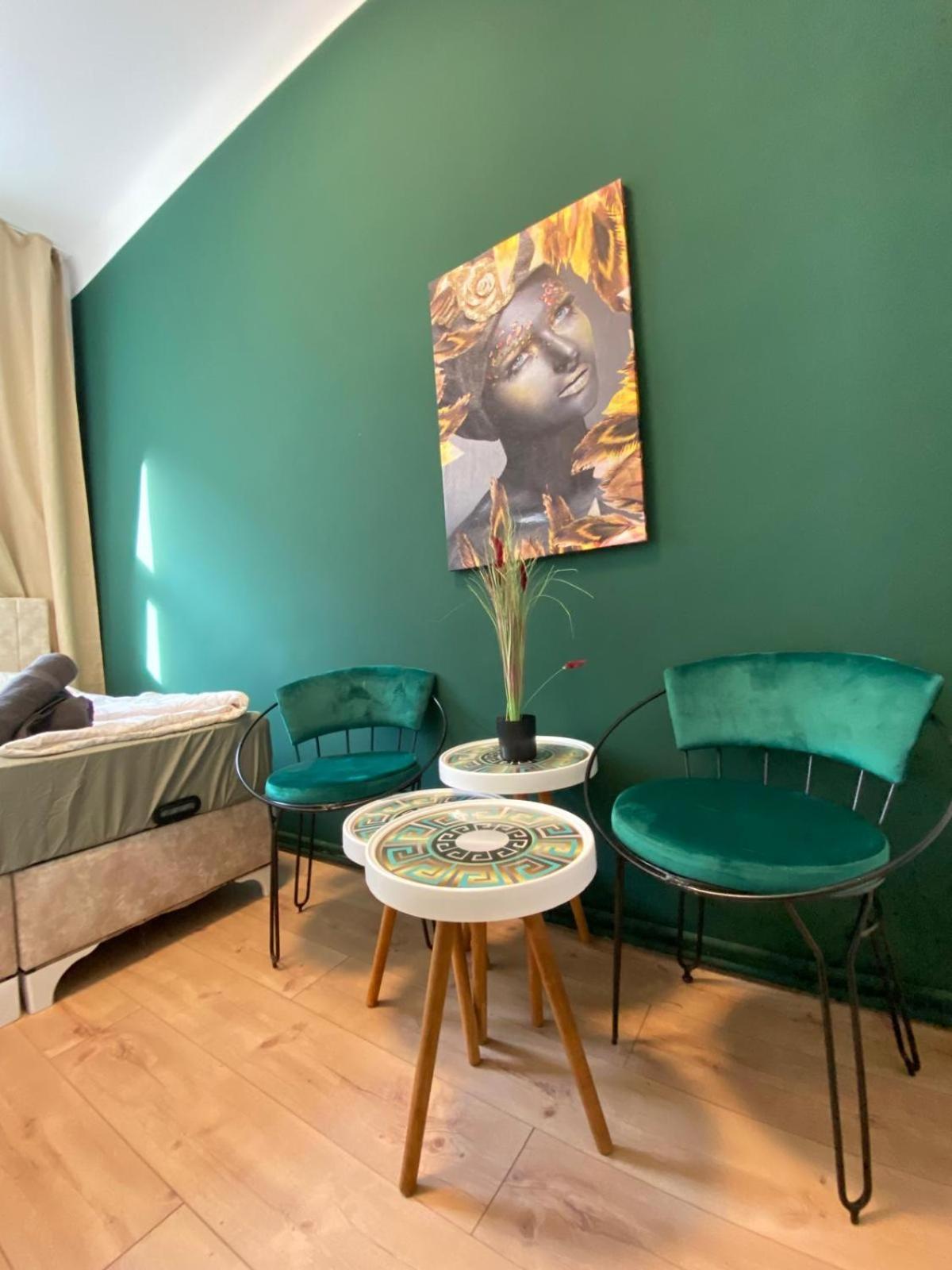 8 Fully Equipped Shared W Terrace Margareten * Vienna