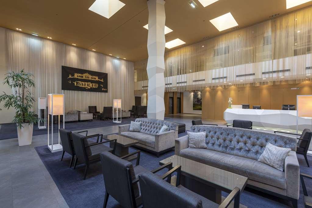 Doubletree By Hilton Schonbrunn Hotel