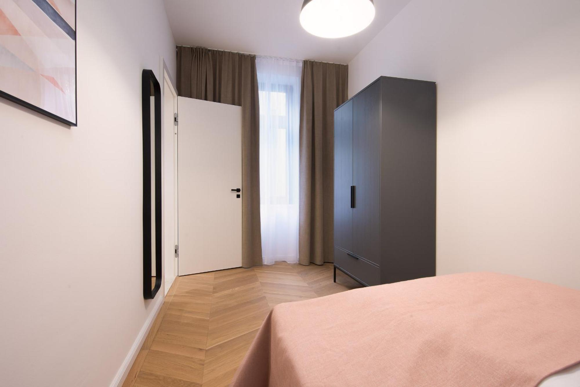 Limehome Karajangasse *