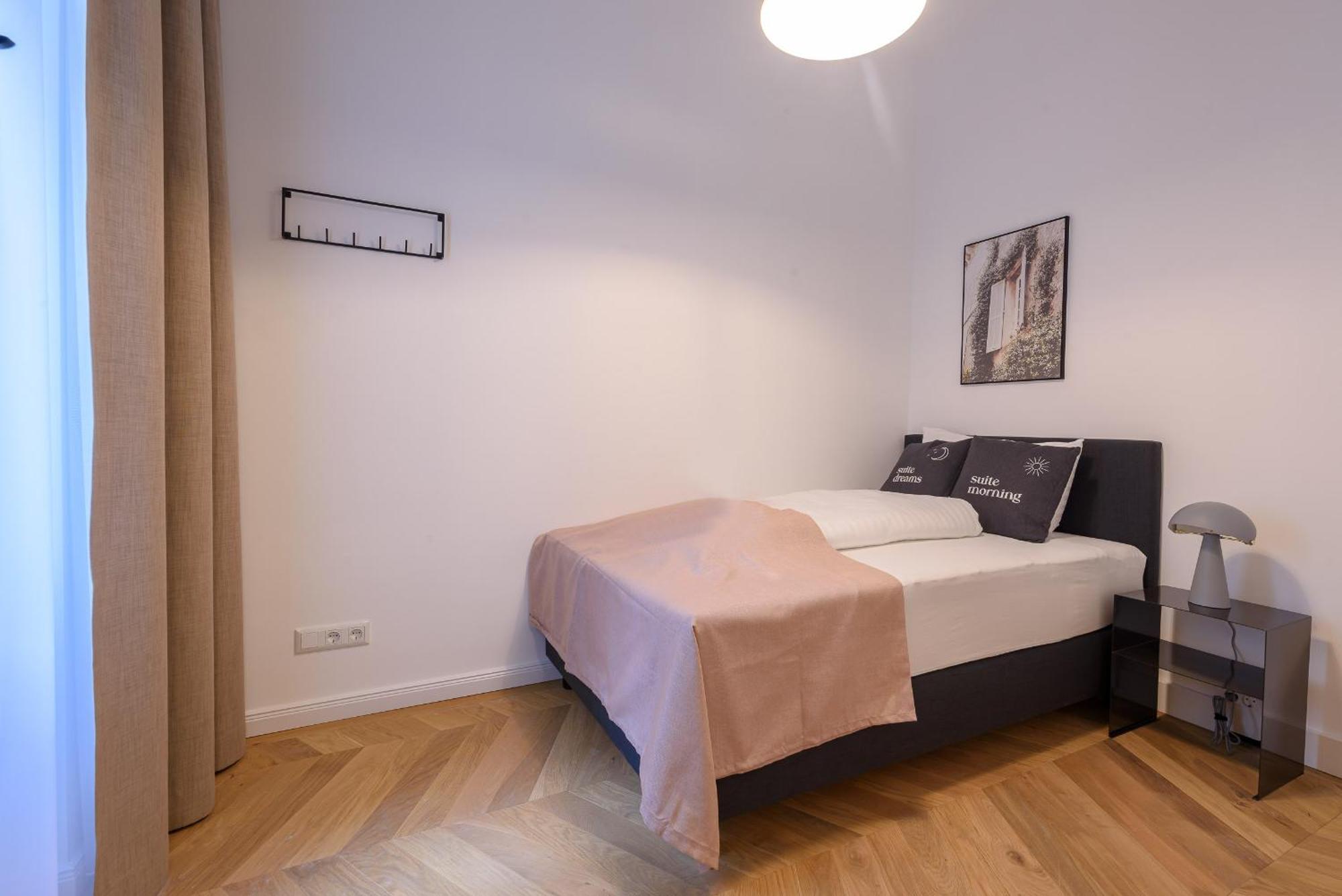 Limehome Karajangasse Apartamento *