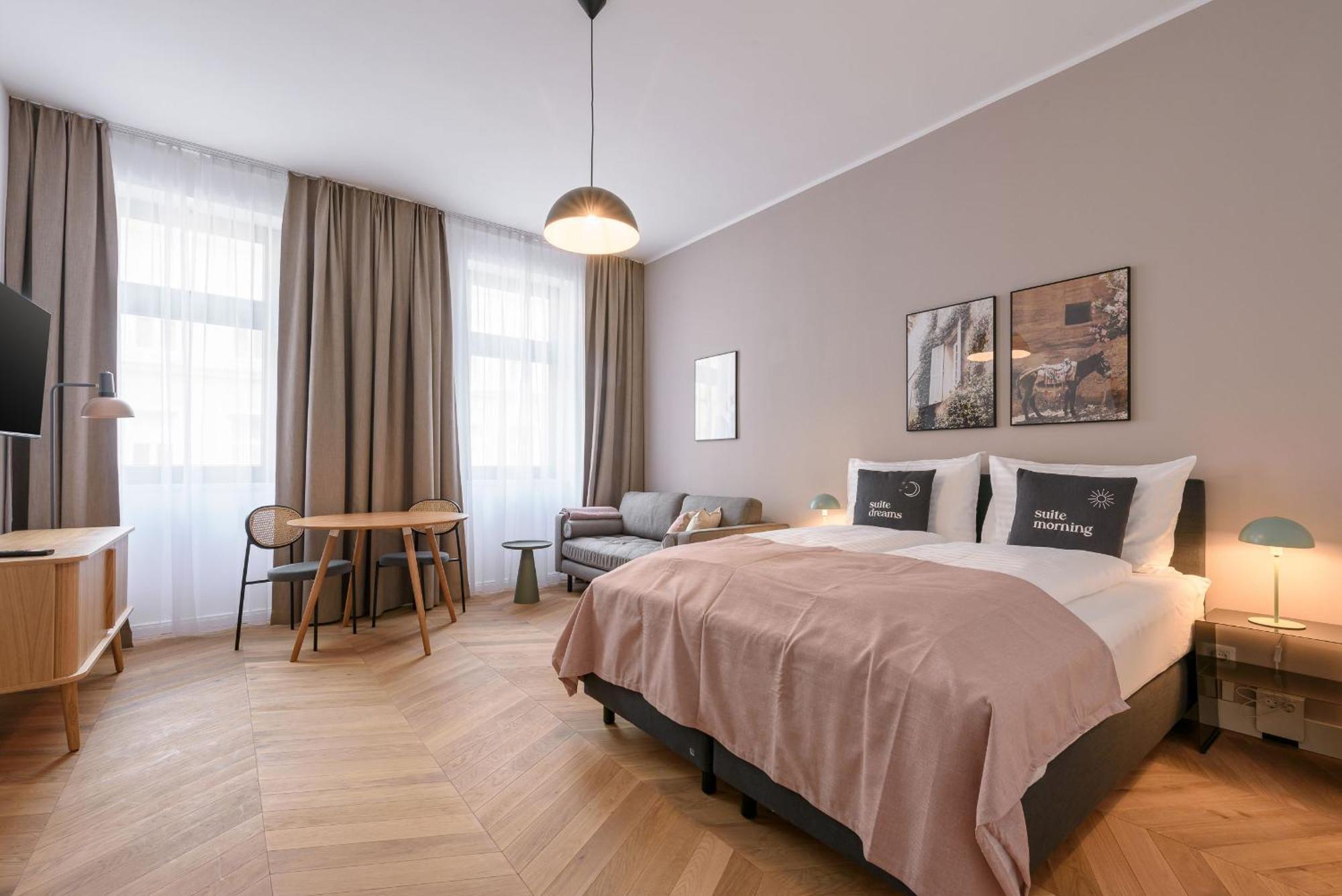 Limehome Karajangasse