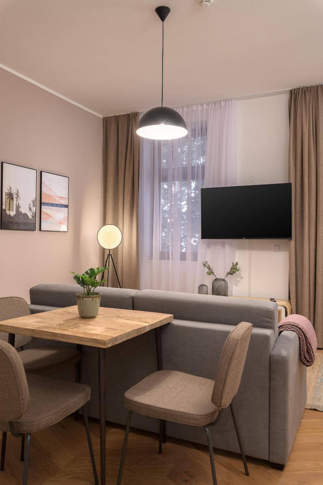 Limehome Karajangasse Viena