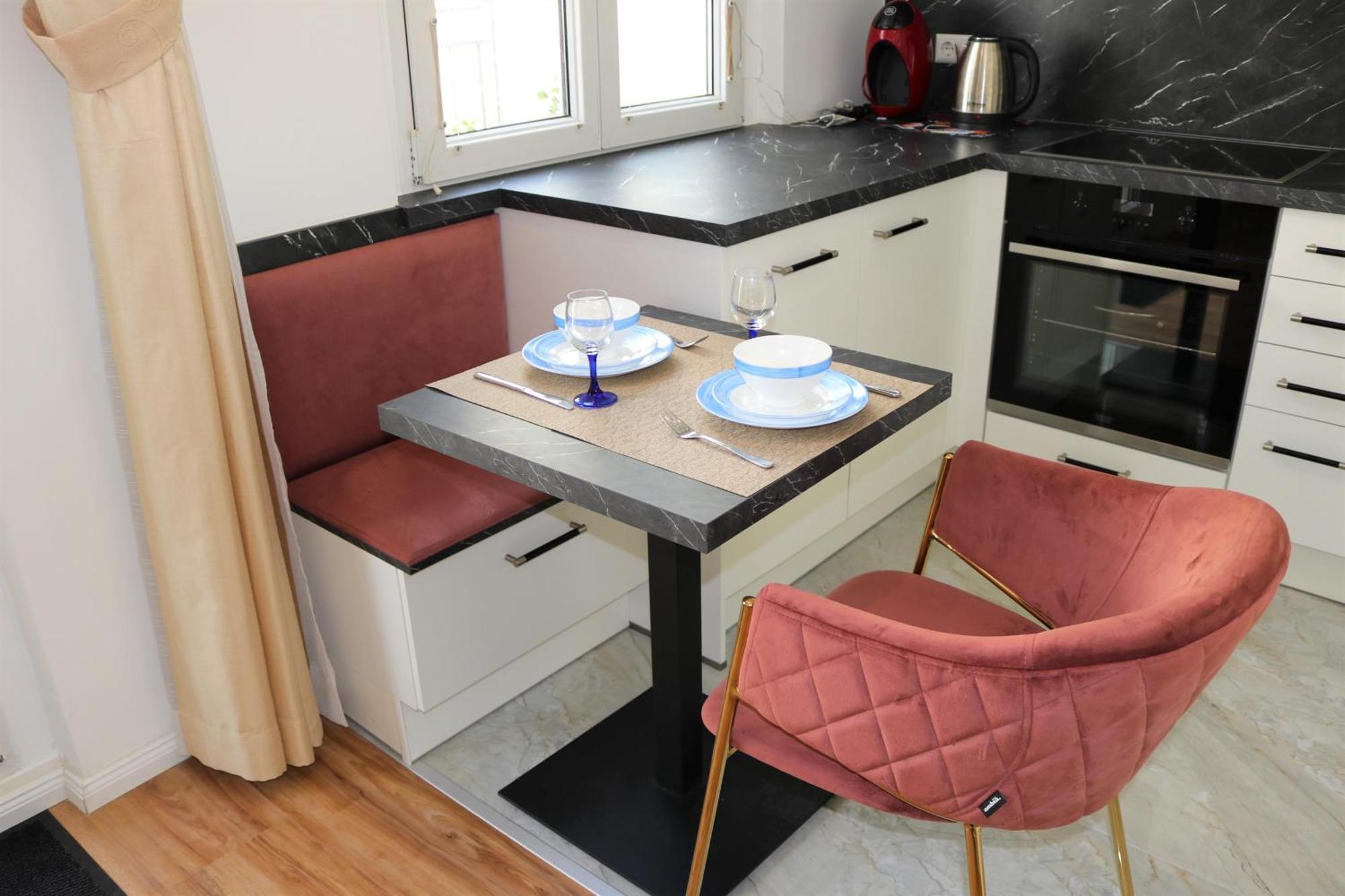 New Terrace And Open Kitchen Vienna