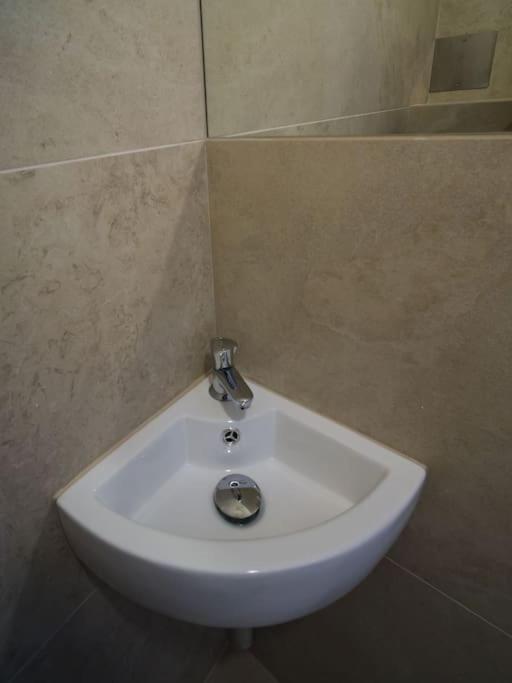 One Bedroom Apartamento