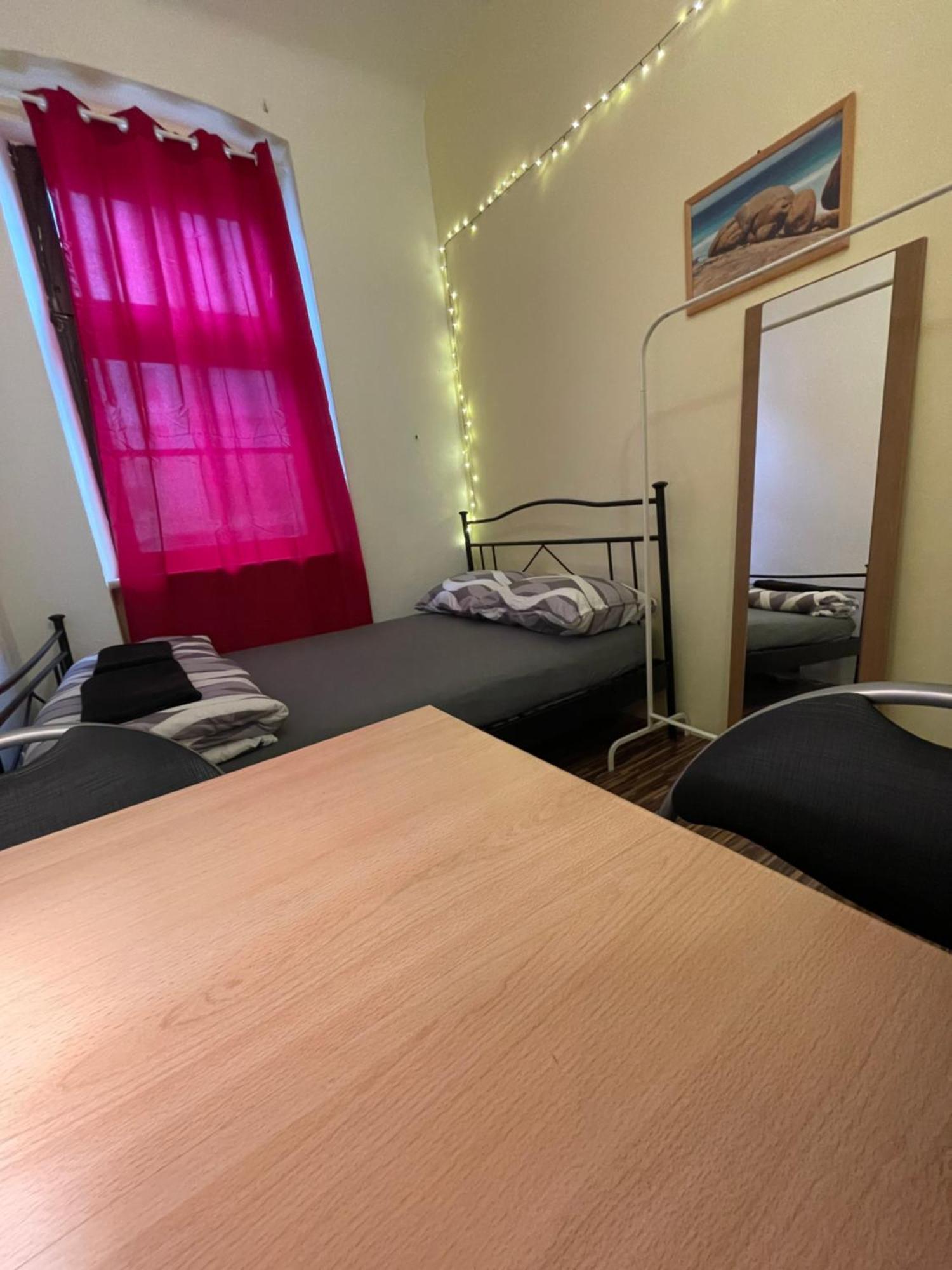 U6 Schoepfwerk 11 Homestay