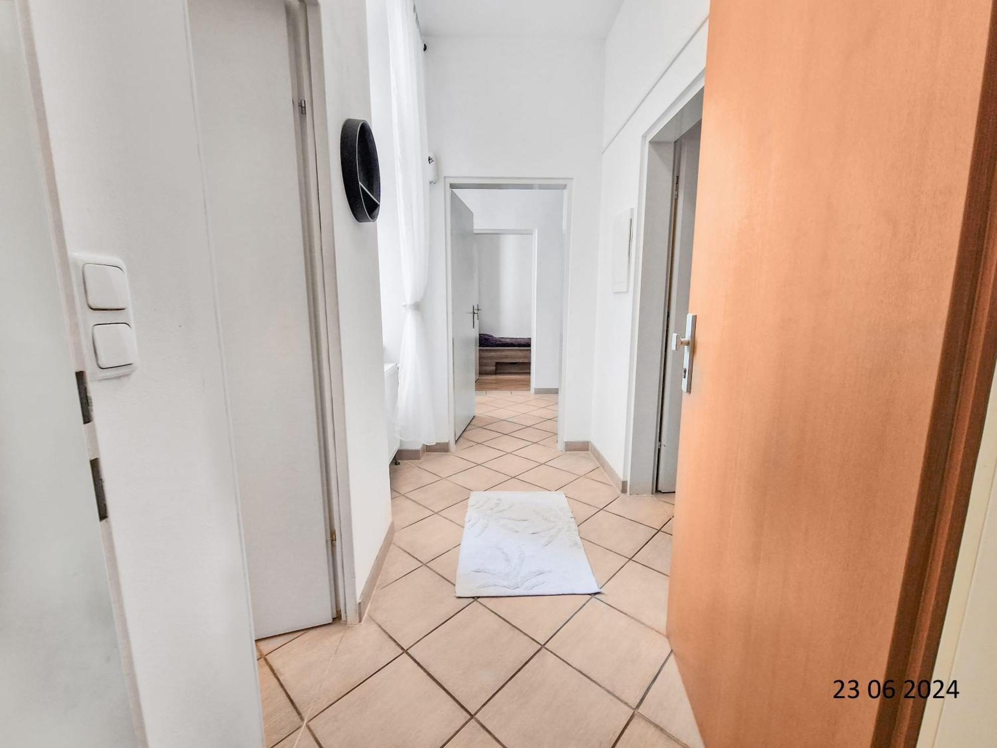 Elegant Three-bedroom Apartment