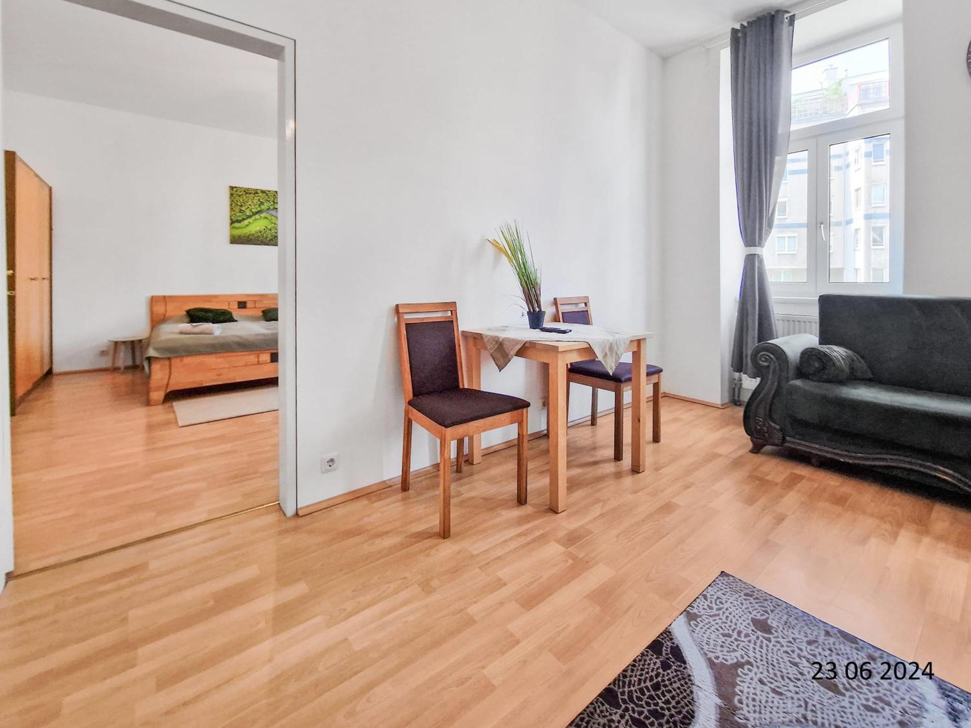 Elegant Three-bedroom * Vienna