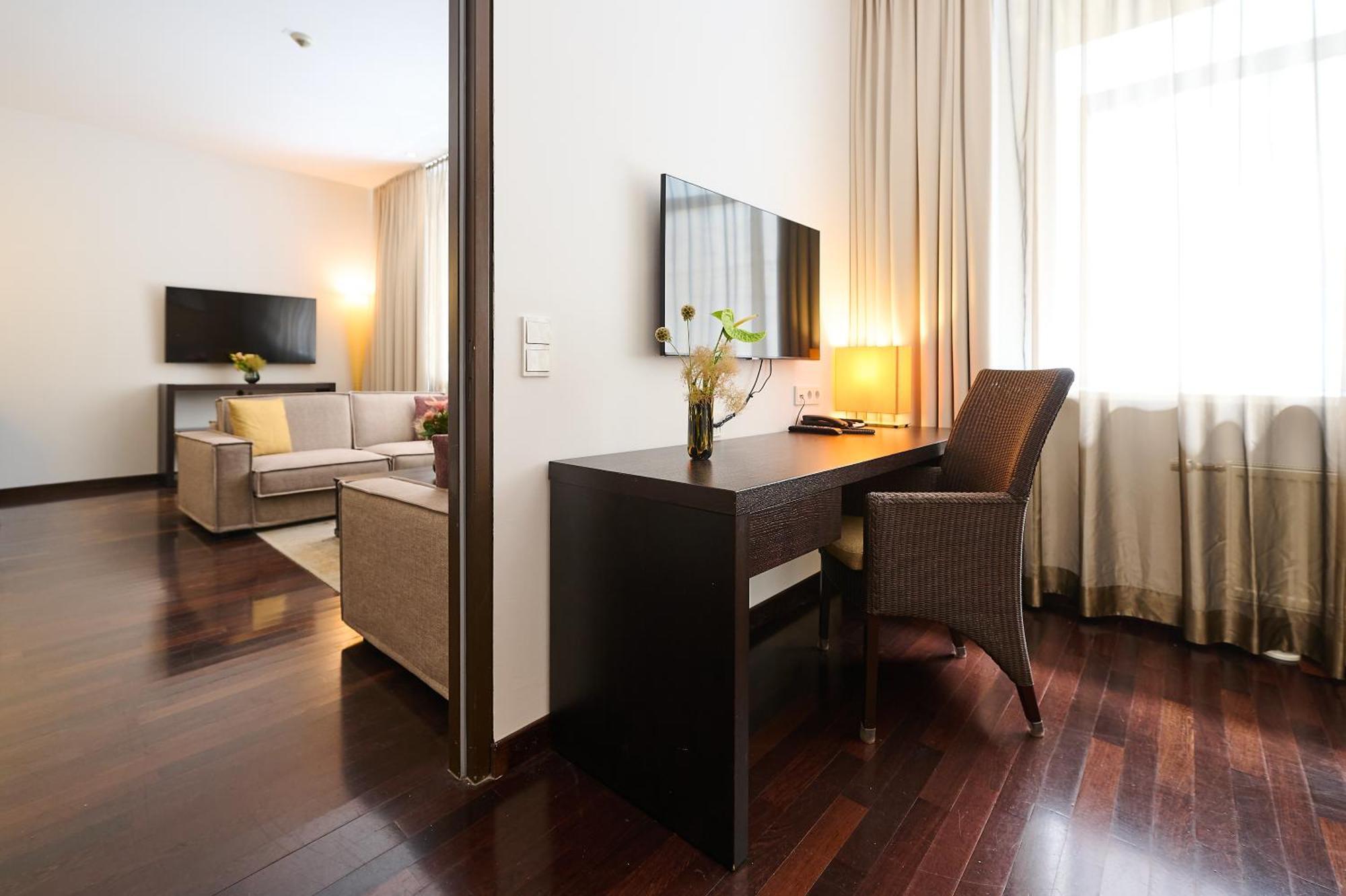 Myplace Premium Aparthotel 4*