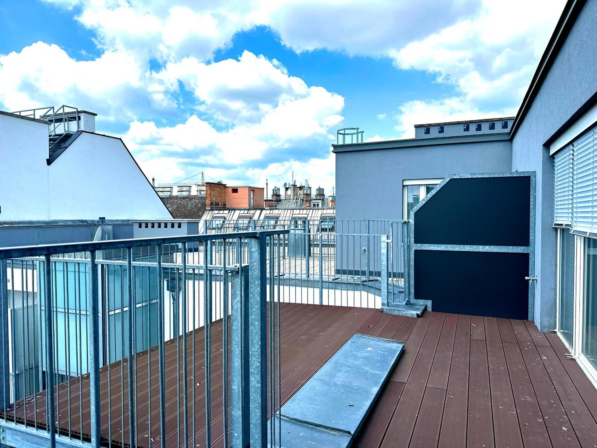 Jimmy's Dandelion Aparthotel 3*
