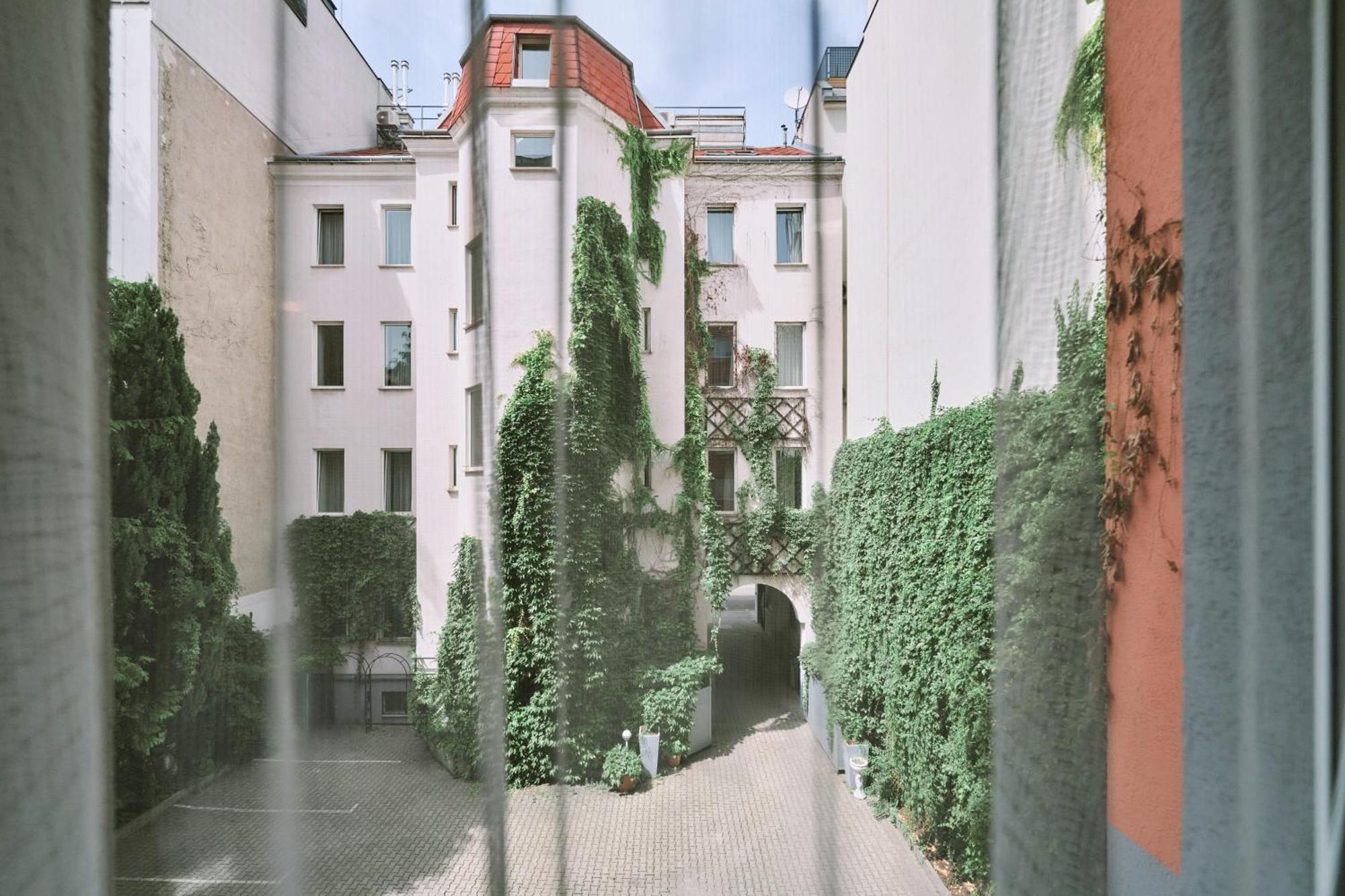 Deutschmeister Hotel