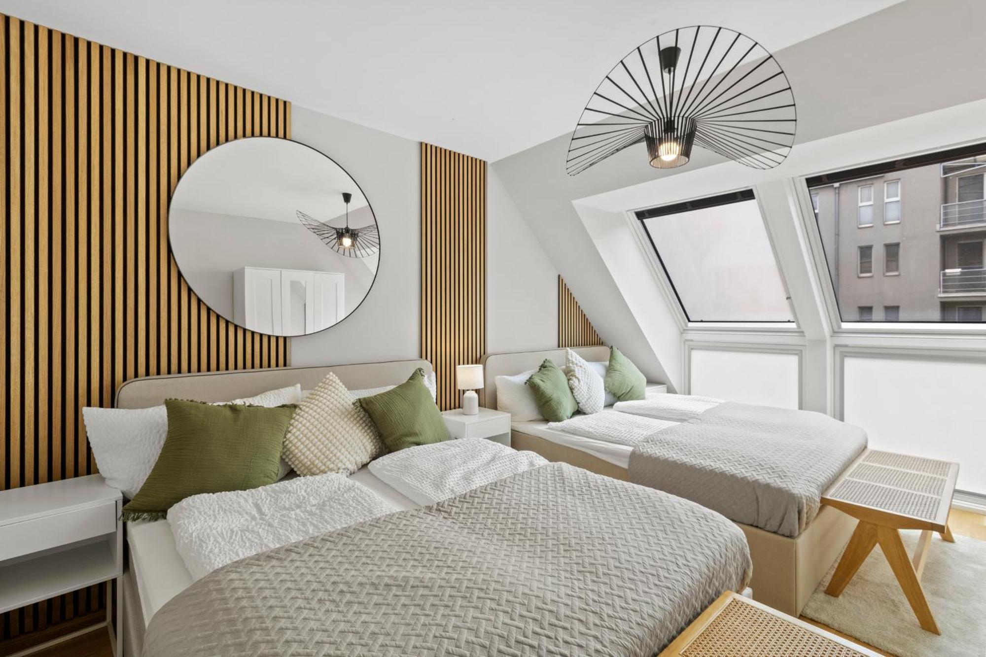 Stylish - 3 Min To U1 Kagraner Platz Apartment
