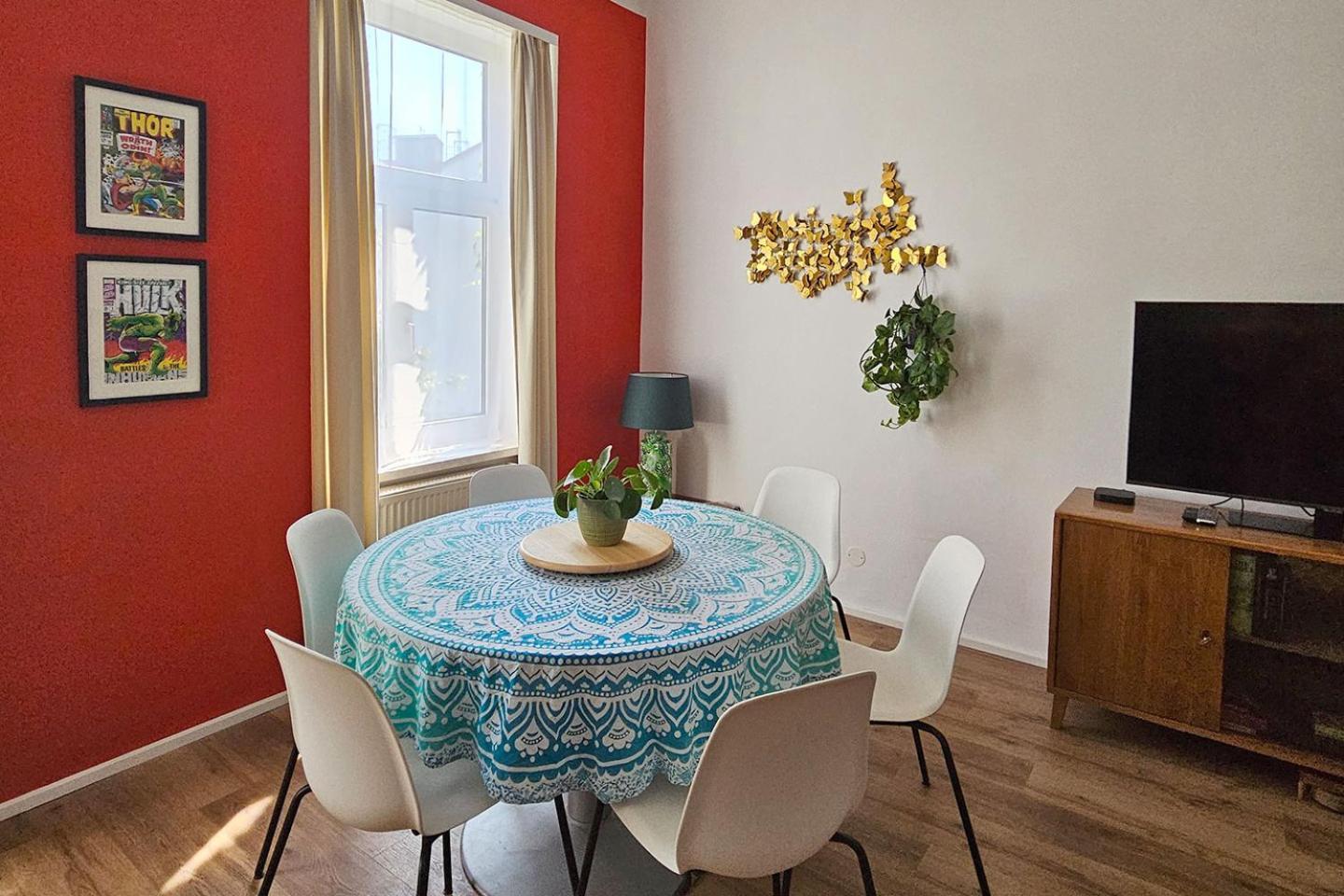Palm Apartment