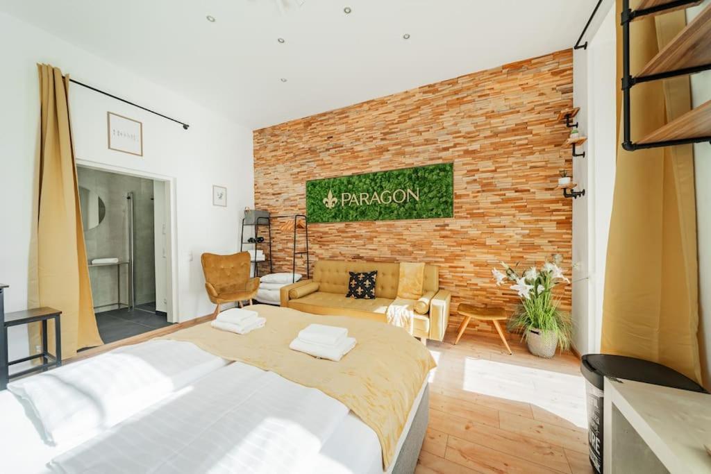 Classy Premium Studio With Free Parking *
