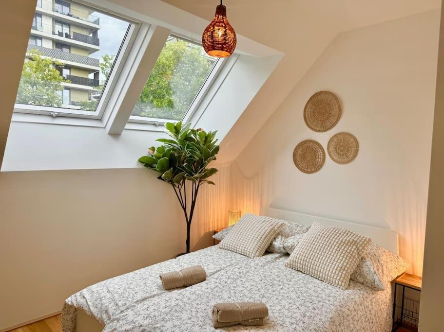 Rooftop With Balcony & Free Parking Vienna