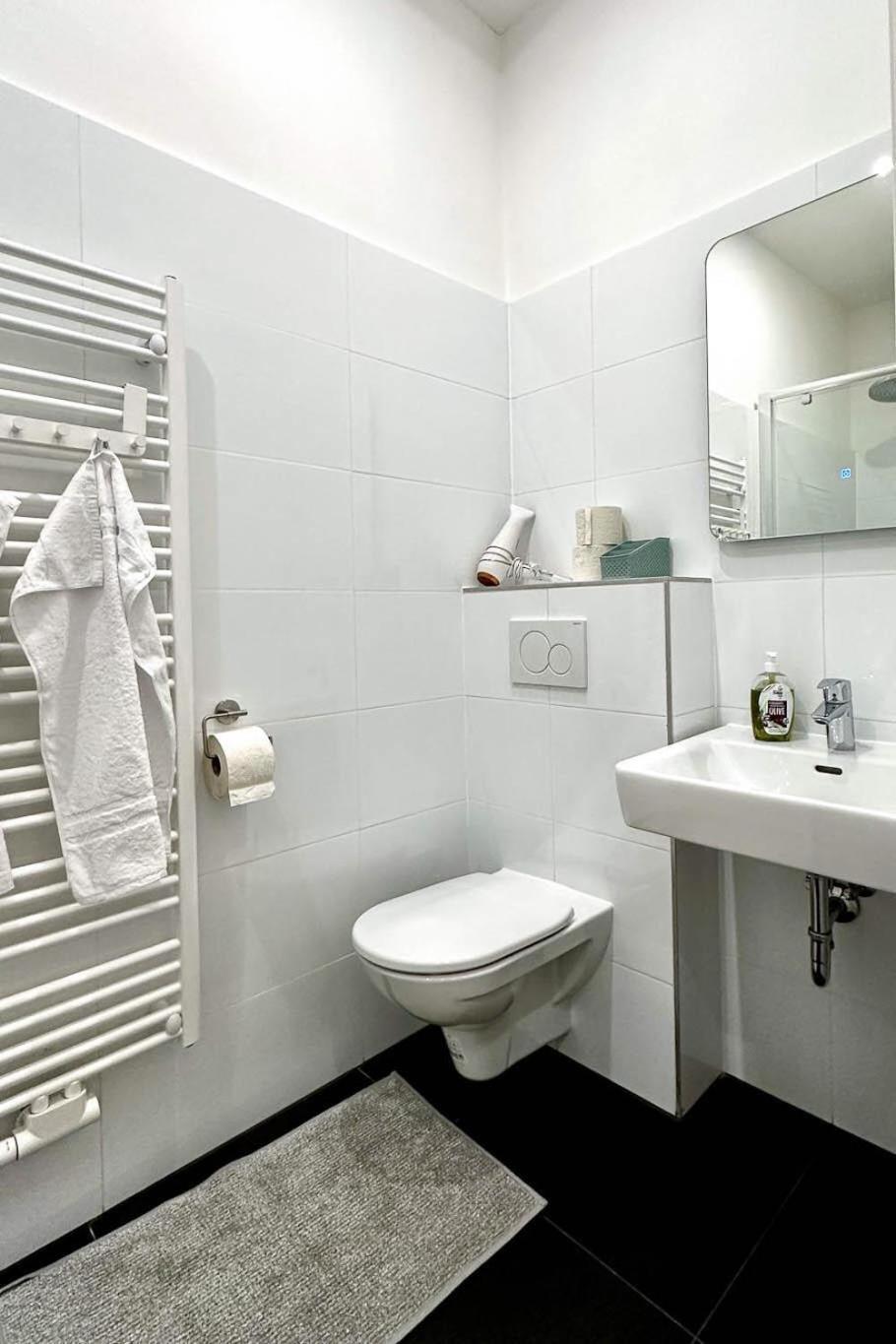 Apartment Stylish Central 2 Bedroom