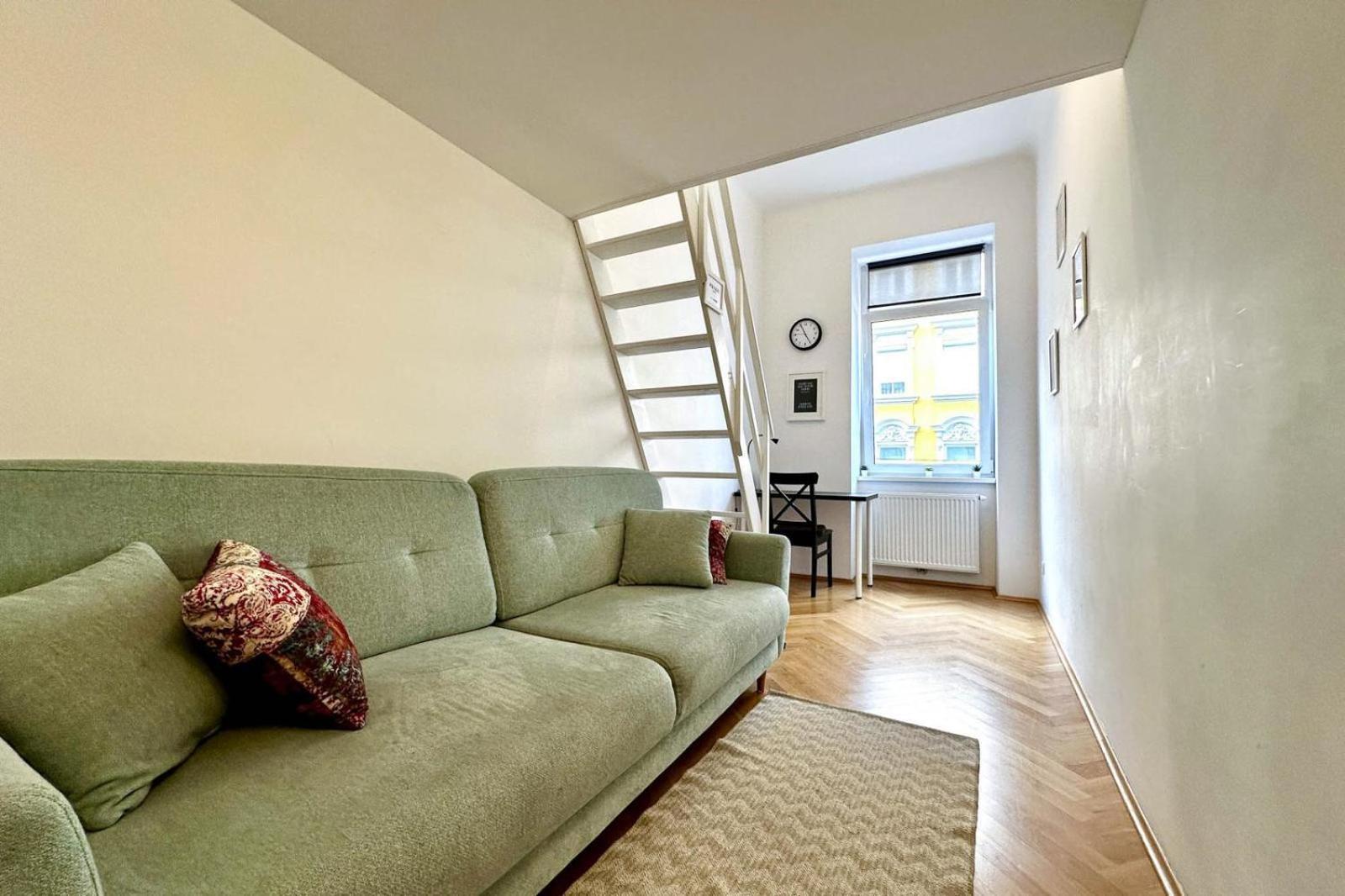 Stylish Central 2 Bedroom