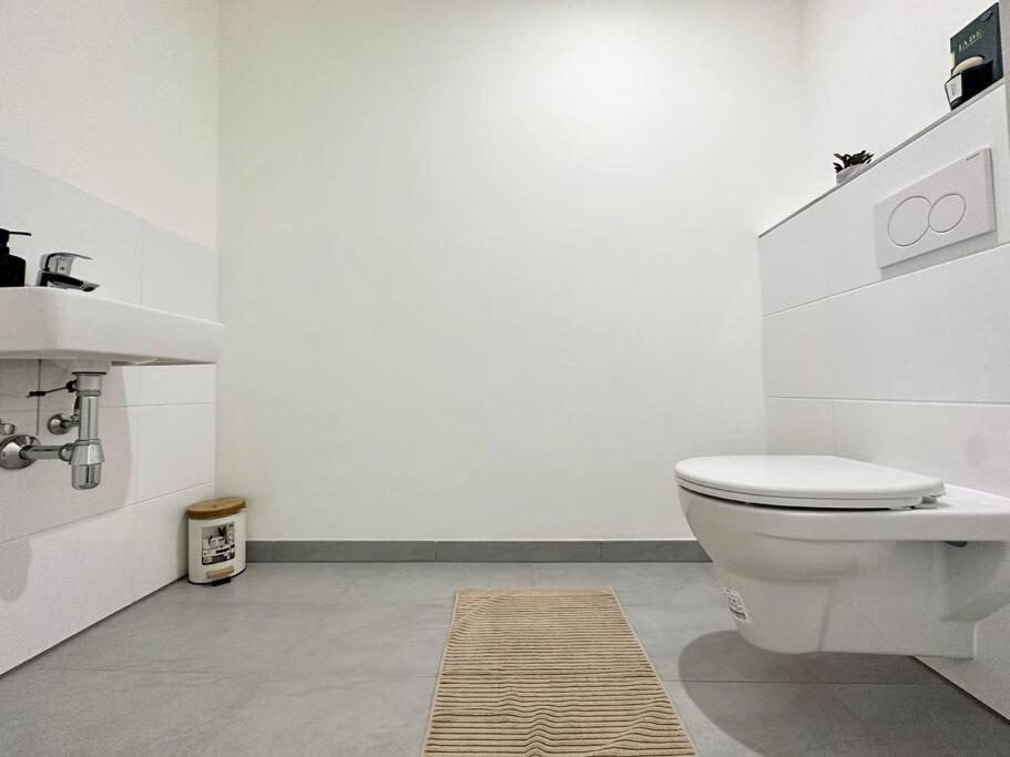Apartment Stylish Central 2 Bedroom *