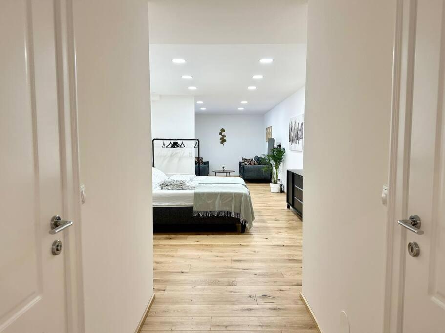 Stylish Central 2 Bedroom