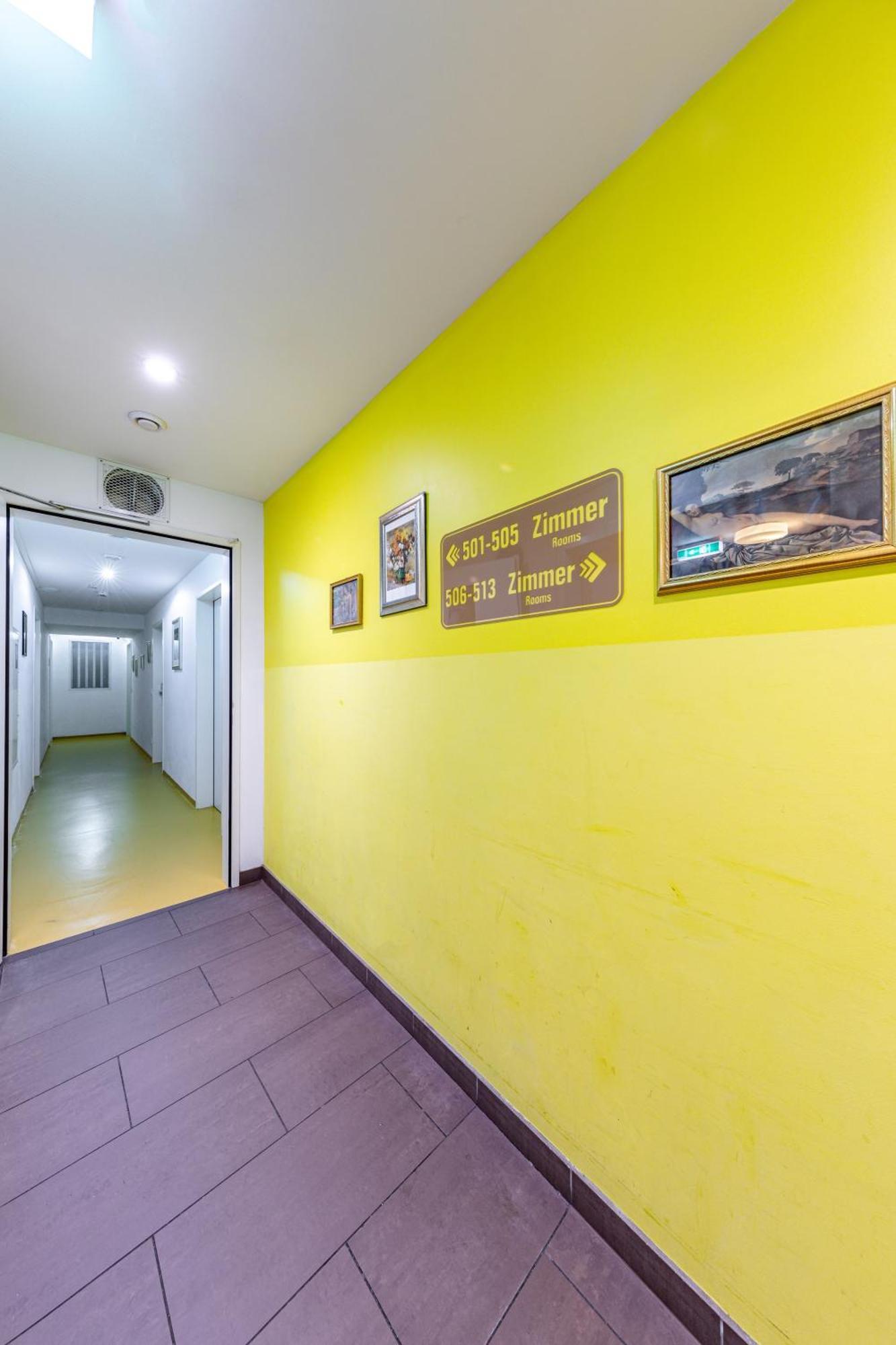 Hostel A&t & Vienna