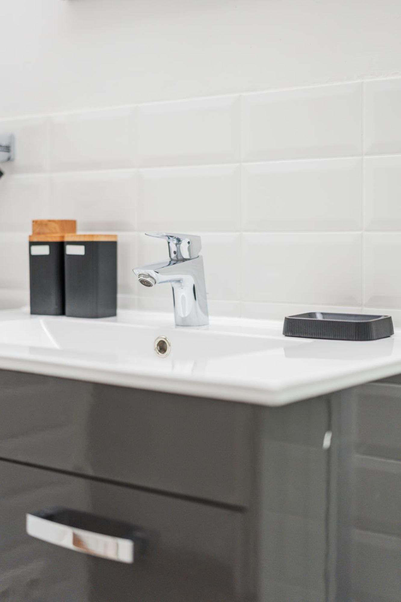 Design Loft Im Souterrain In Top Lage * Viena
