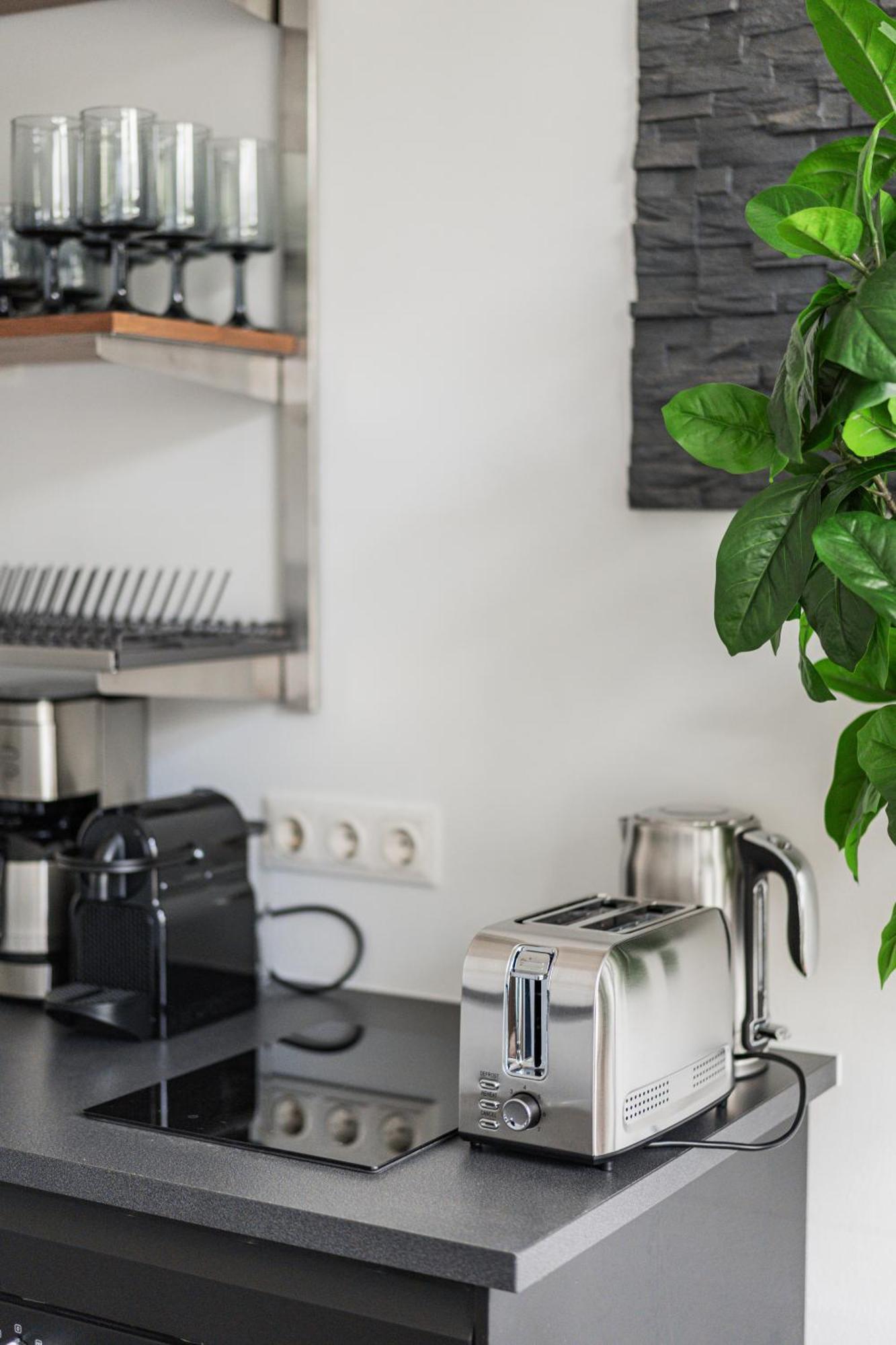 Design Loft Im Souterrain In Top Lage *