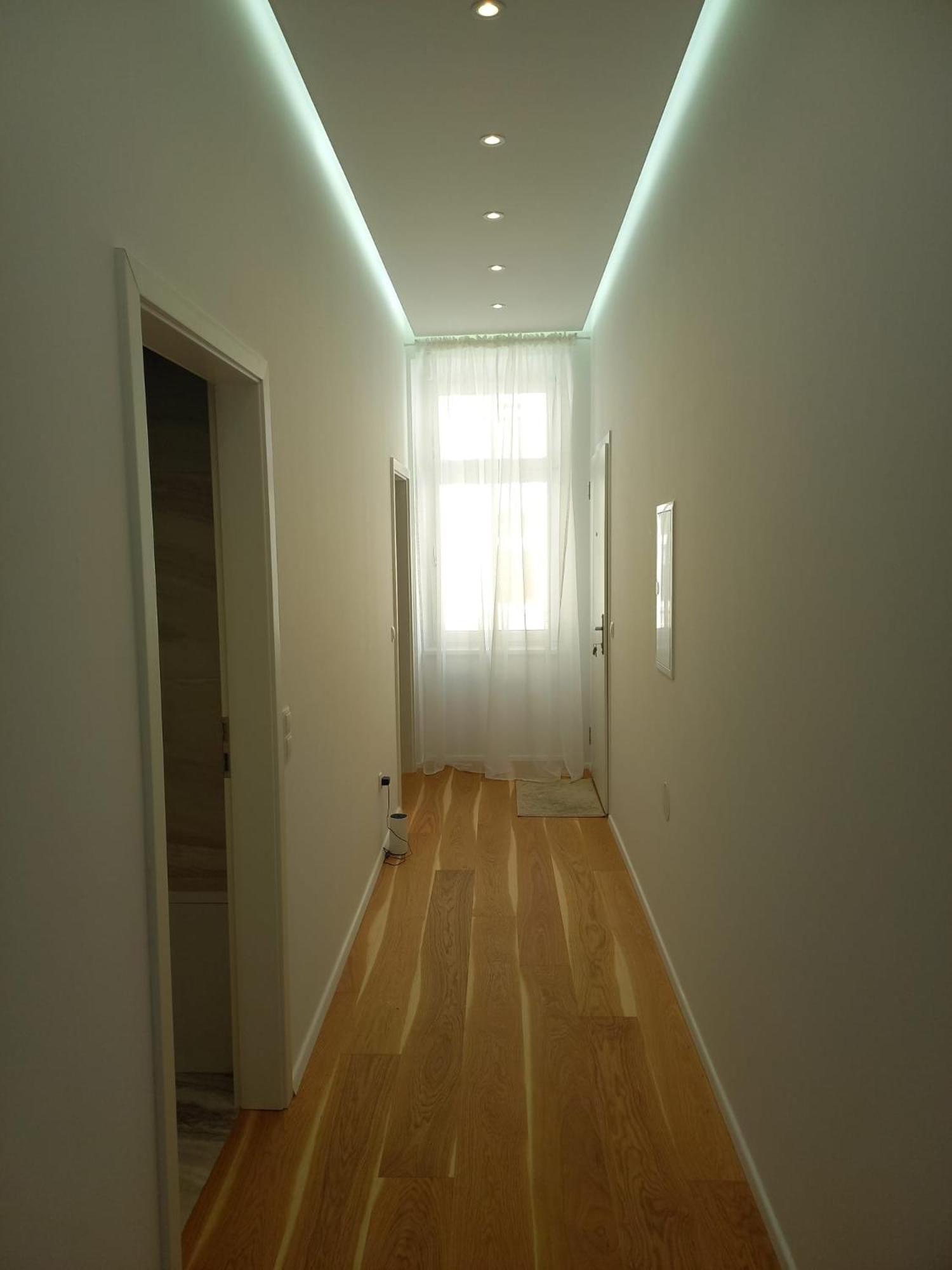 2 Beds In Vienna's Heart Apartment