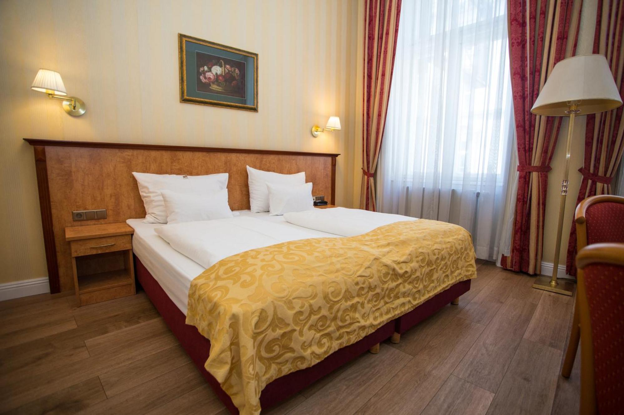 Hotel Opera I Self Check In Vienna