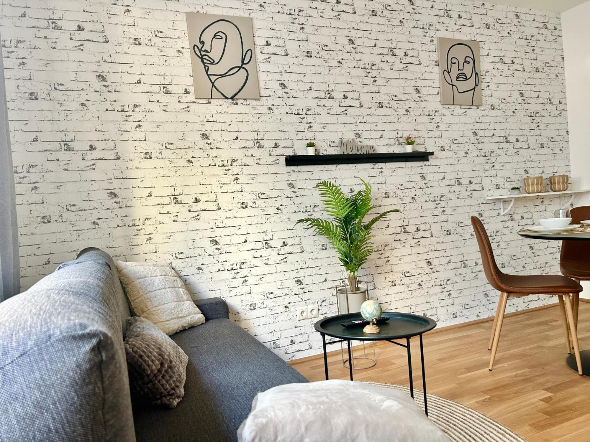 Brand New & Modern Apartment *
