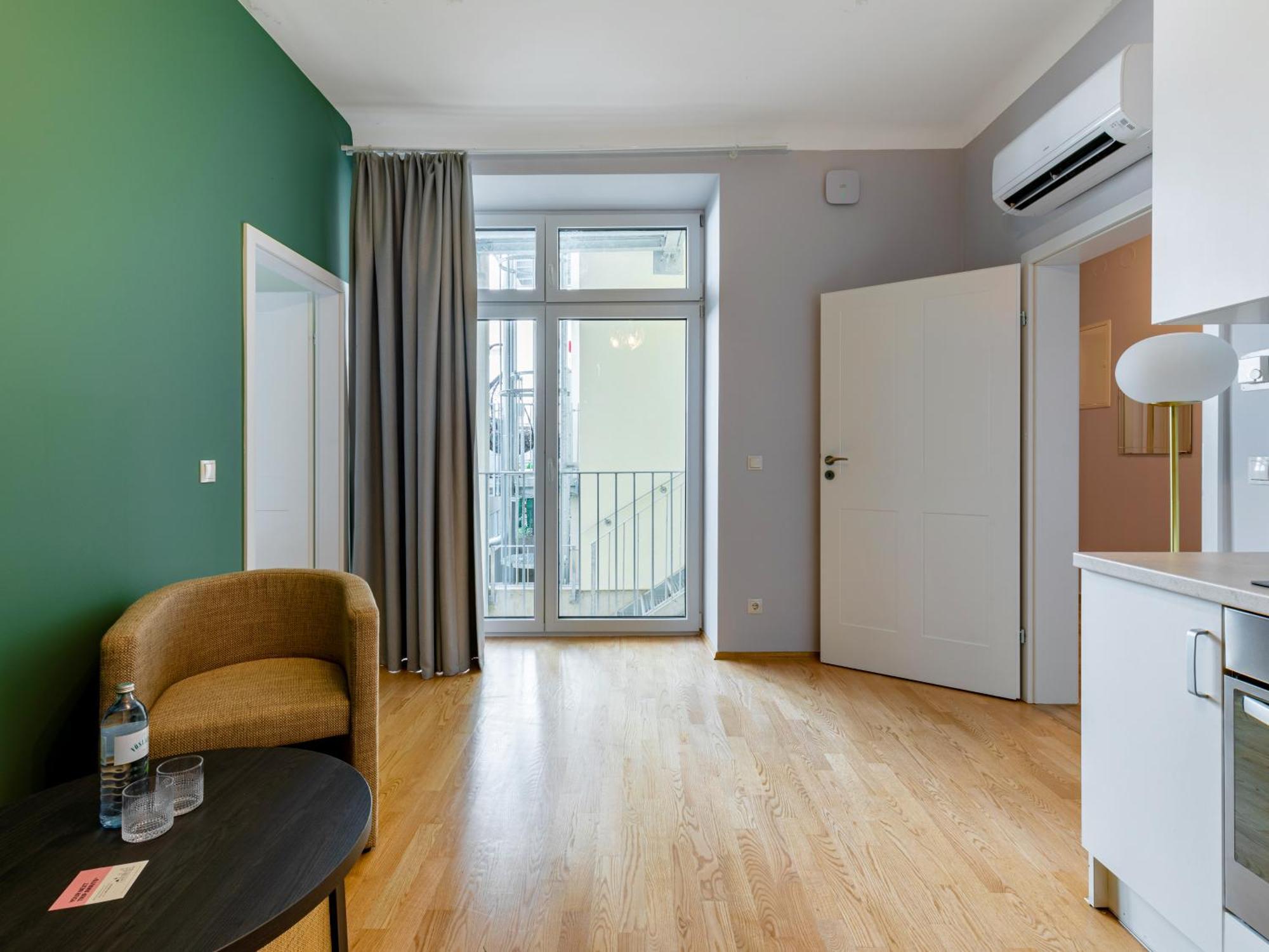 Aparthotel Numa Strauss 3*