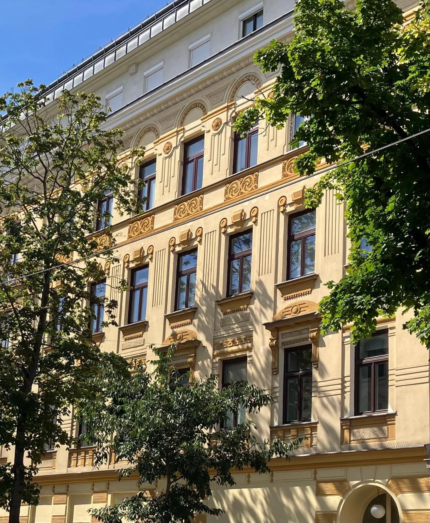 Penzing Apartment
