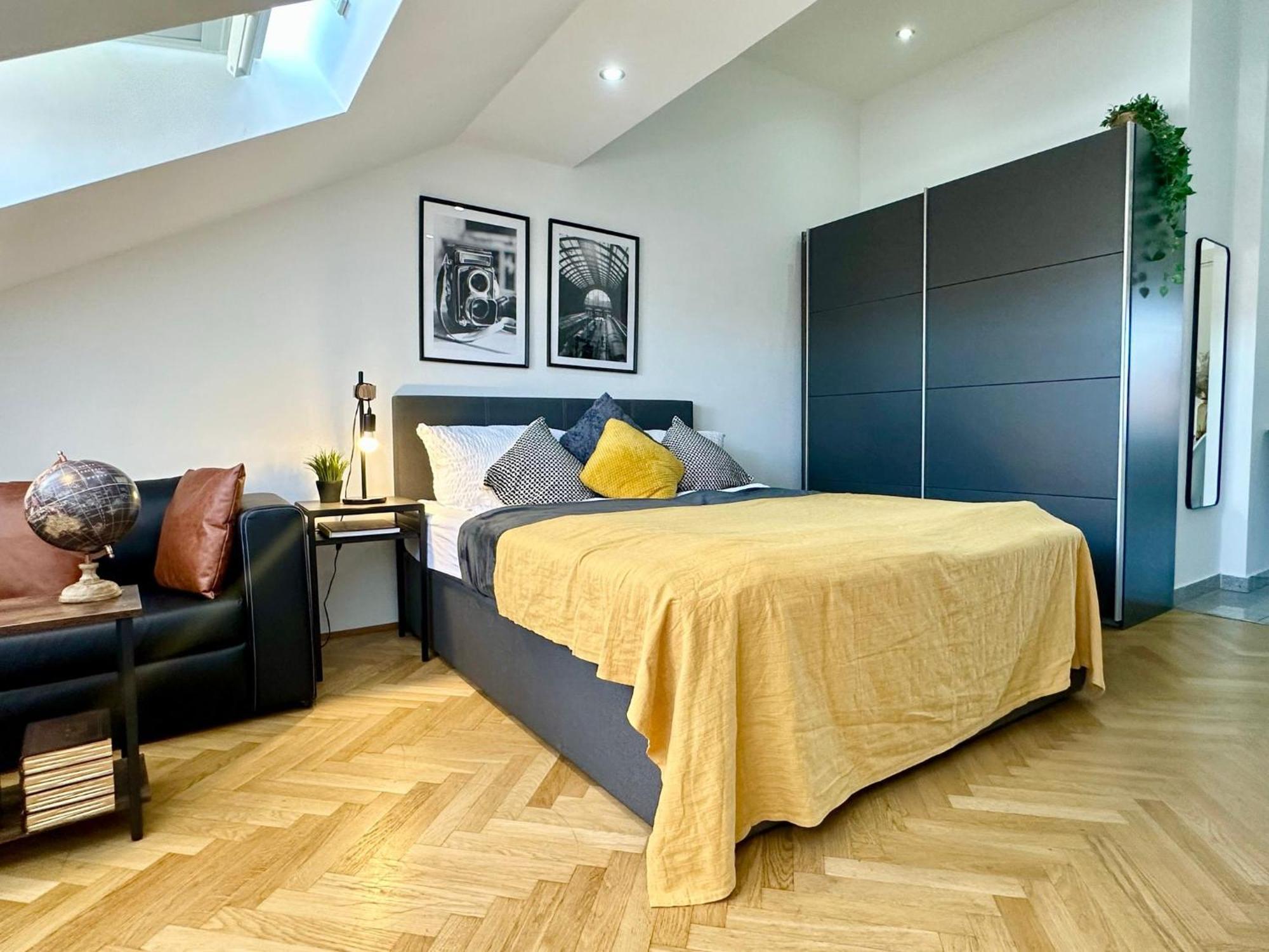 Apartment I 5 Minutes To Metro