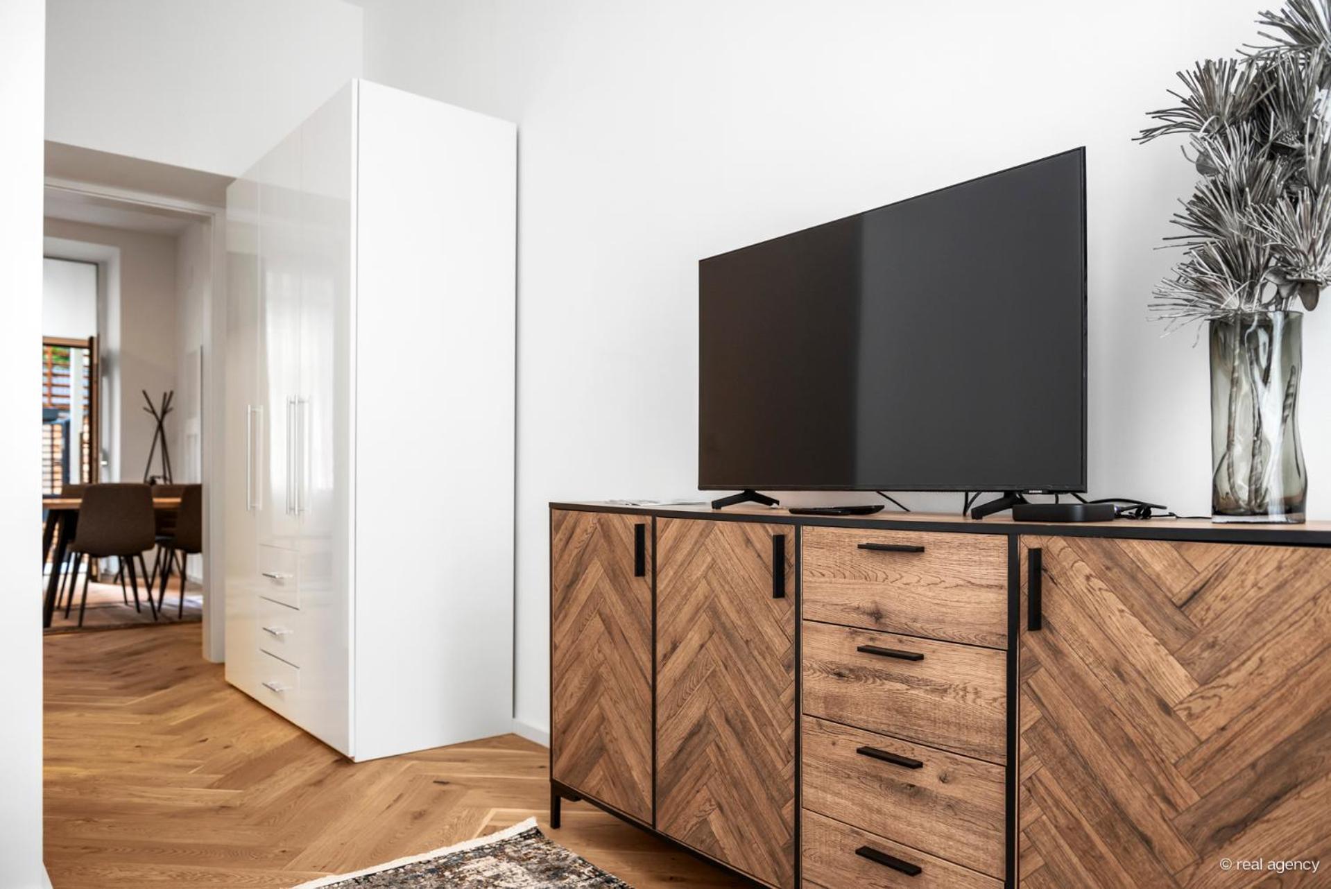 Easy Flat Hernals Apartment *