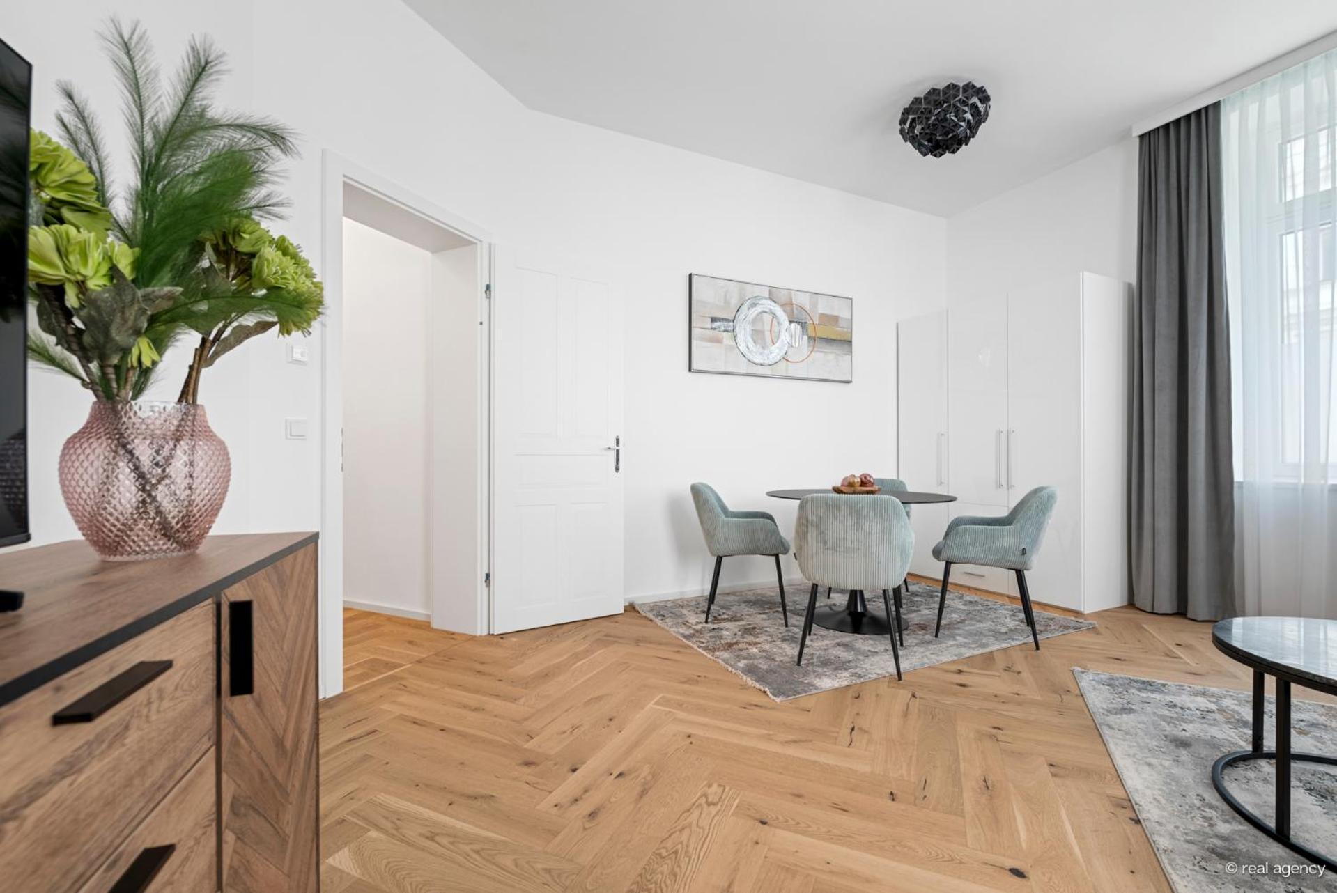 Easy Flat Hernals Apartment *