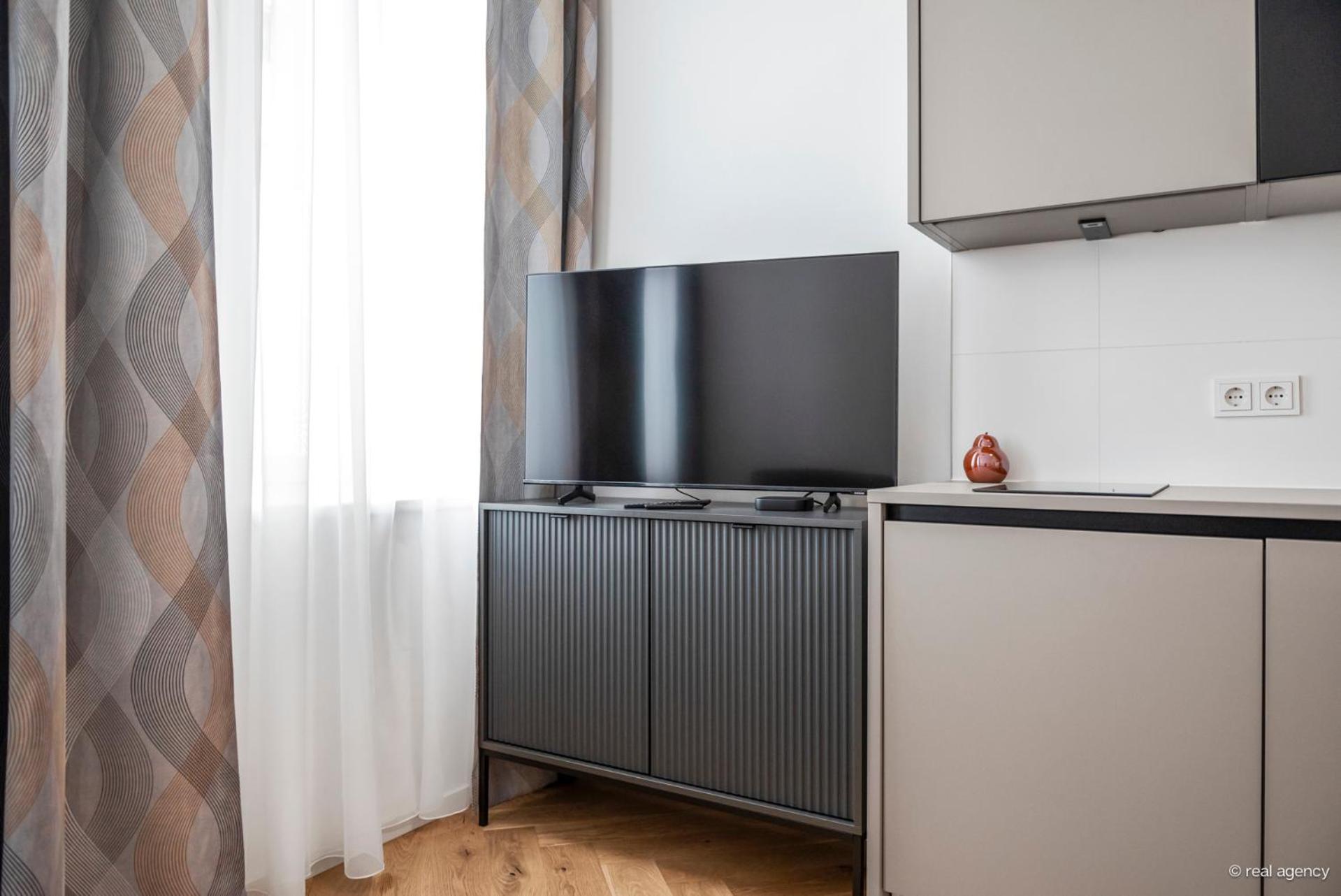 Easy Flat Hernals Apartment *