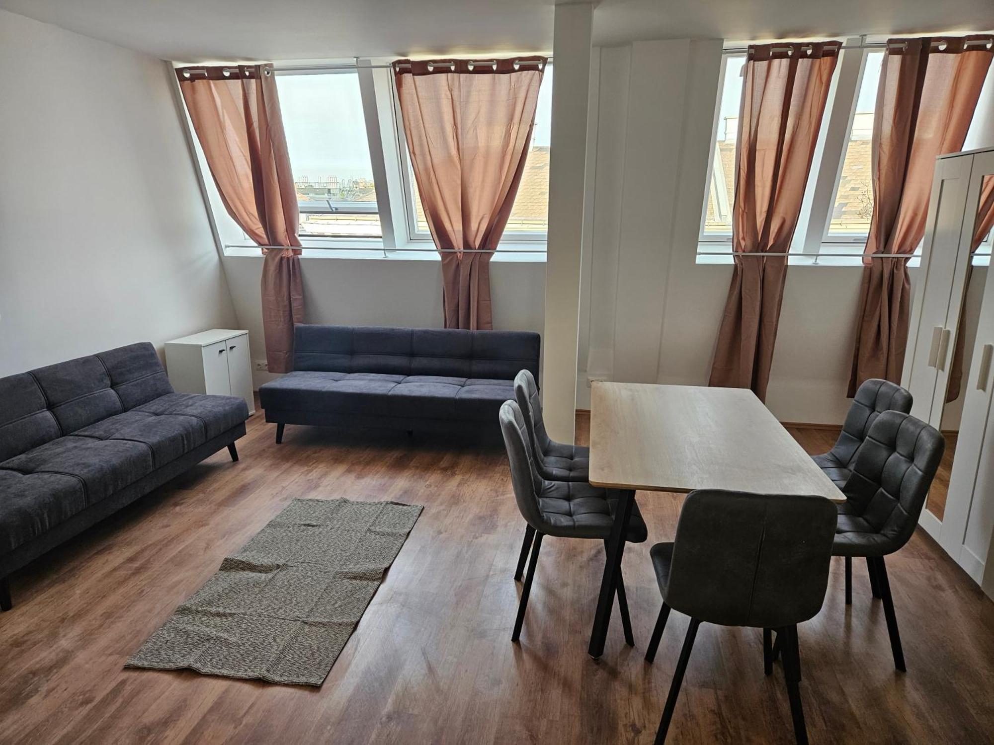 Apartment Roof-top 25