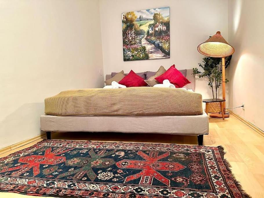 Next To First District, Traditional Apartment Vienna