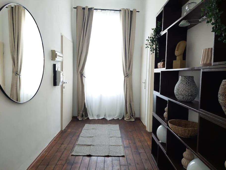 Big Garden Apartment, 10 Minutes To U4 And U6