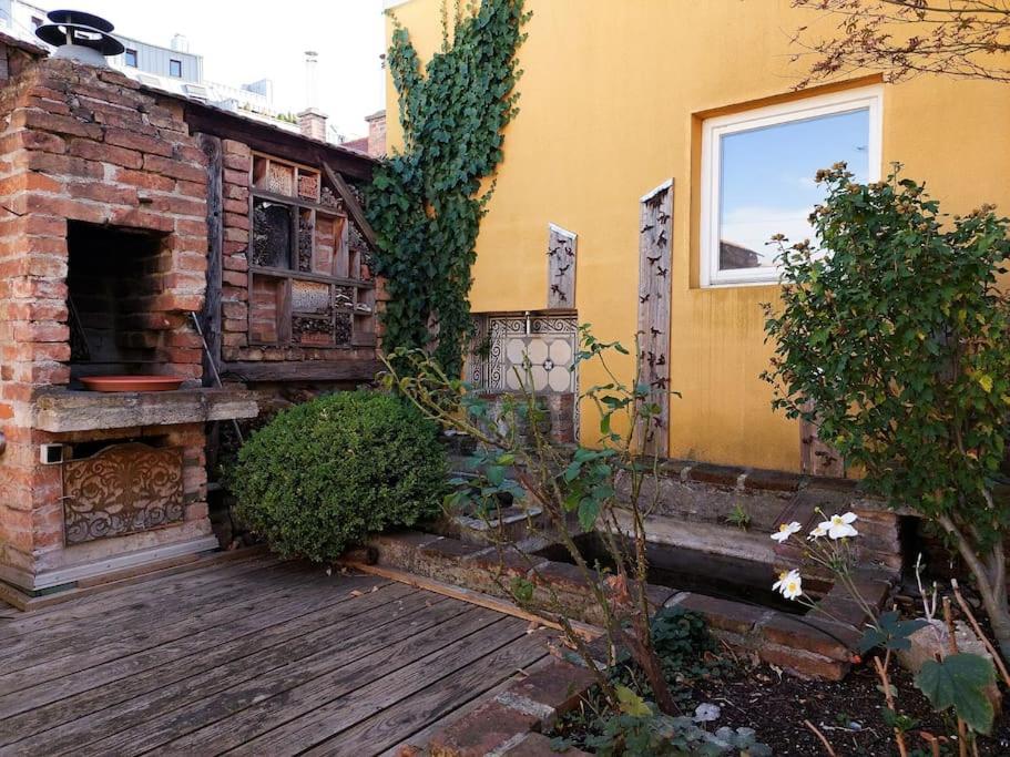 Appartamento Big Garden Apartment, 10 Minutes To U4 And U6 *