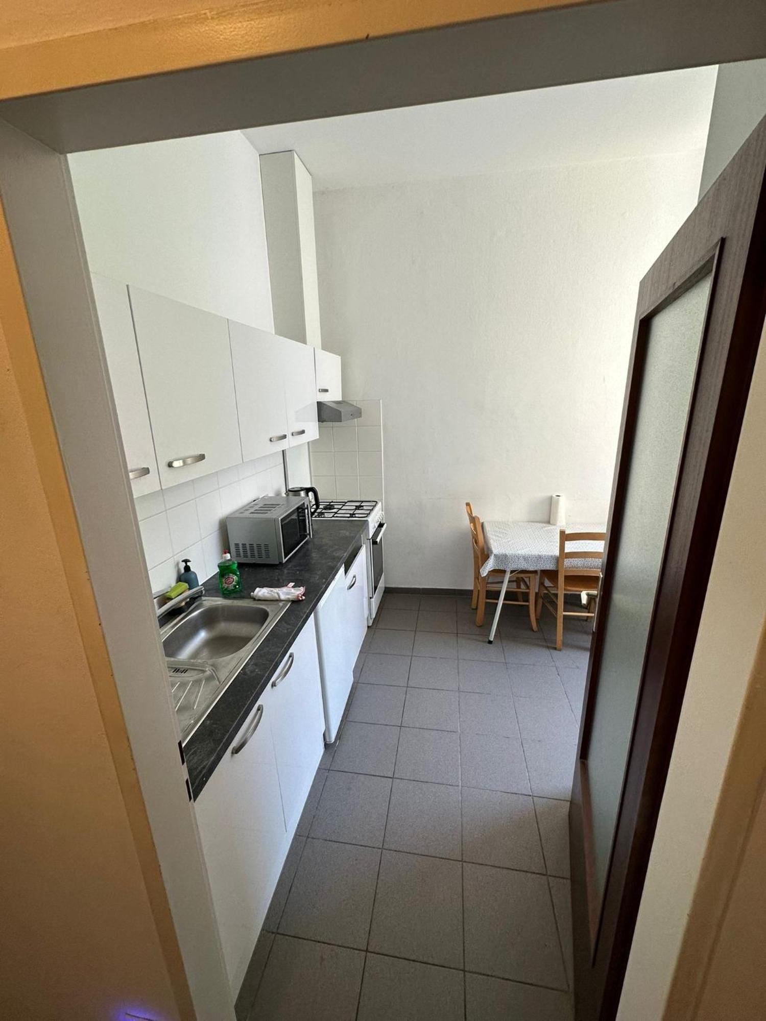 Apartment Fuer 4 Personen In 1180 Wien