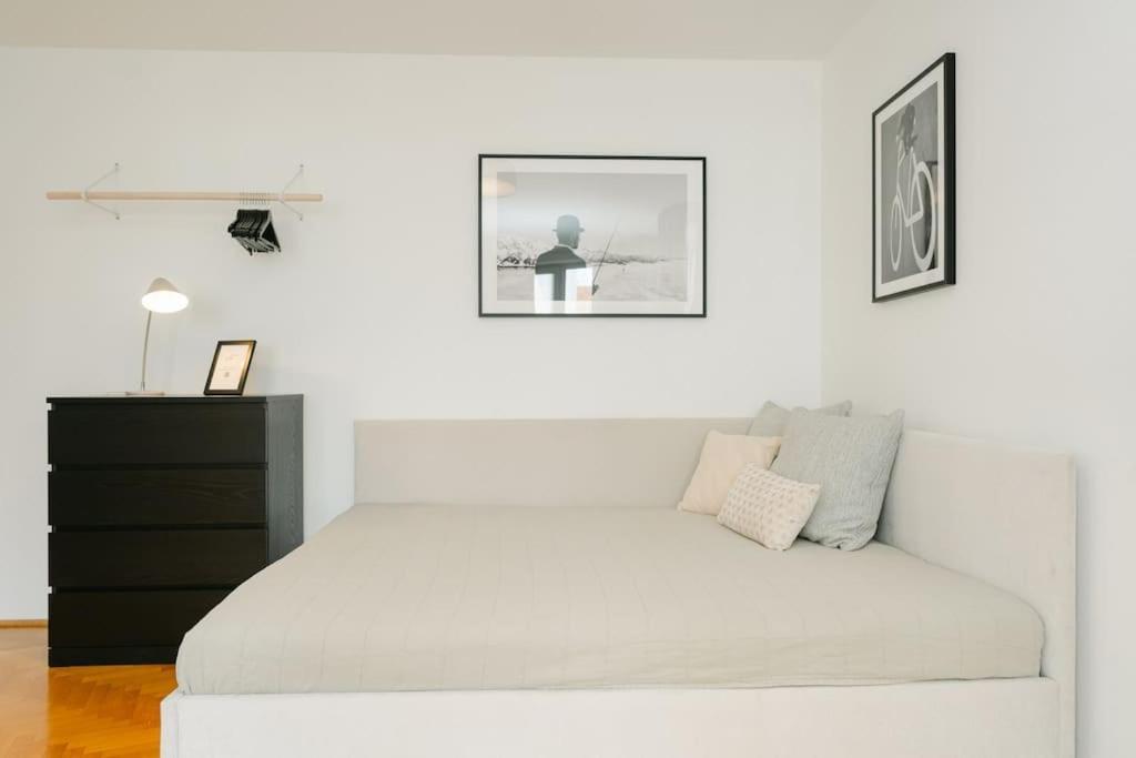 Appartamento Hip Perfect For 4 Or 6, Great District, Metro *