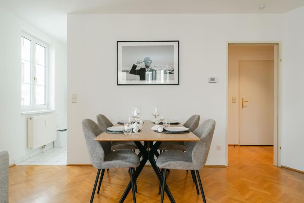 Hip Perfect For 4 Or 6, Great District, Metro Appartamento *