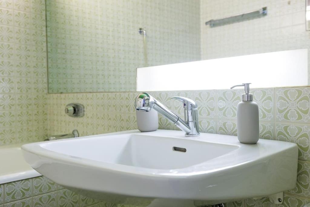 Neu Vintagelivingvienna Im 18ten Apartment *