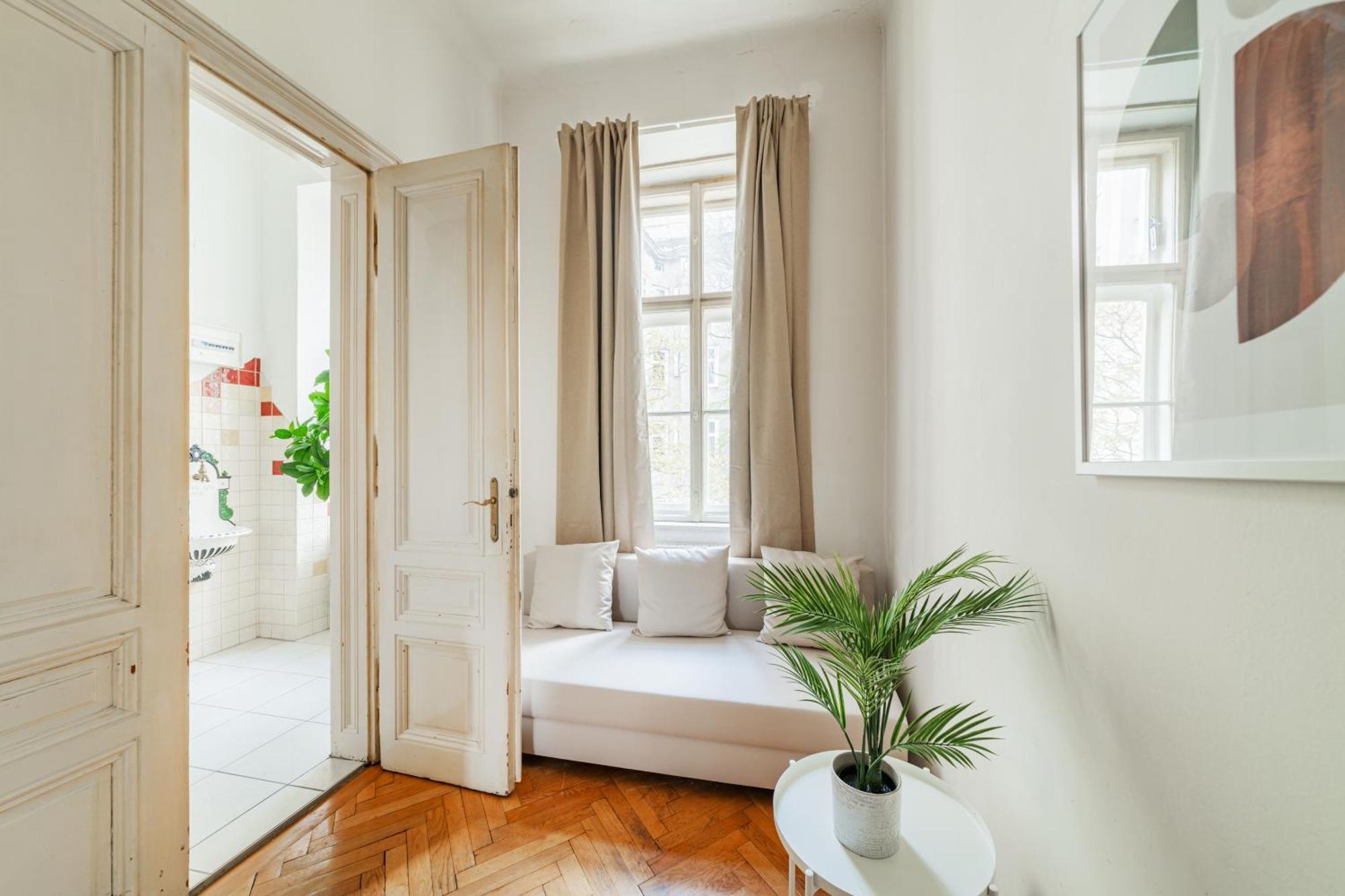 Mit 9 Schlafplaetze Vienna