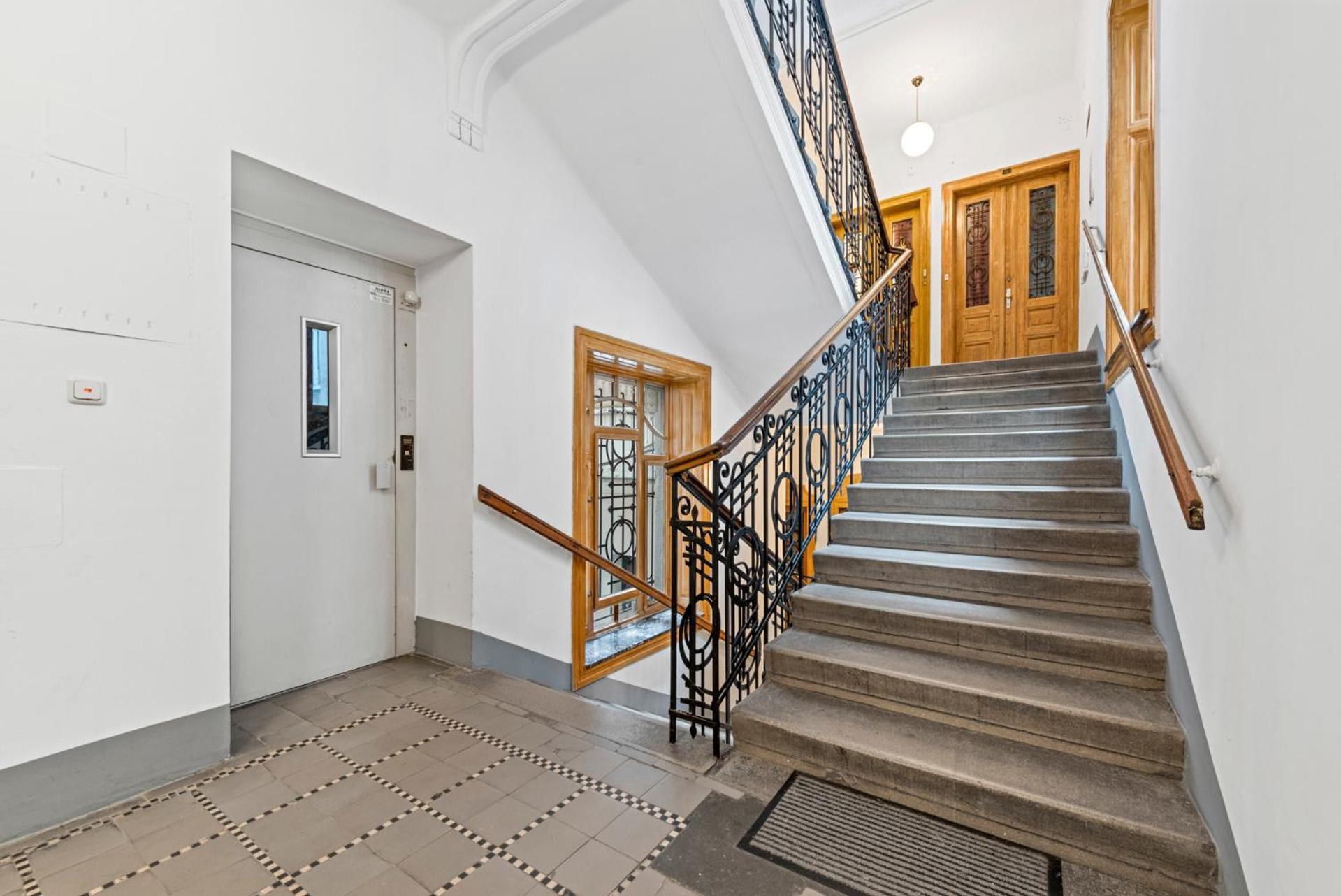 4ty3 - Spacious In The Heart Of The 8th District Is Calling Apartamento