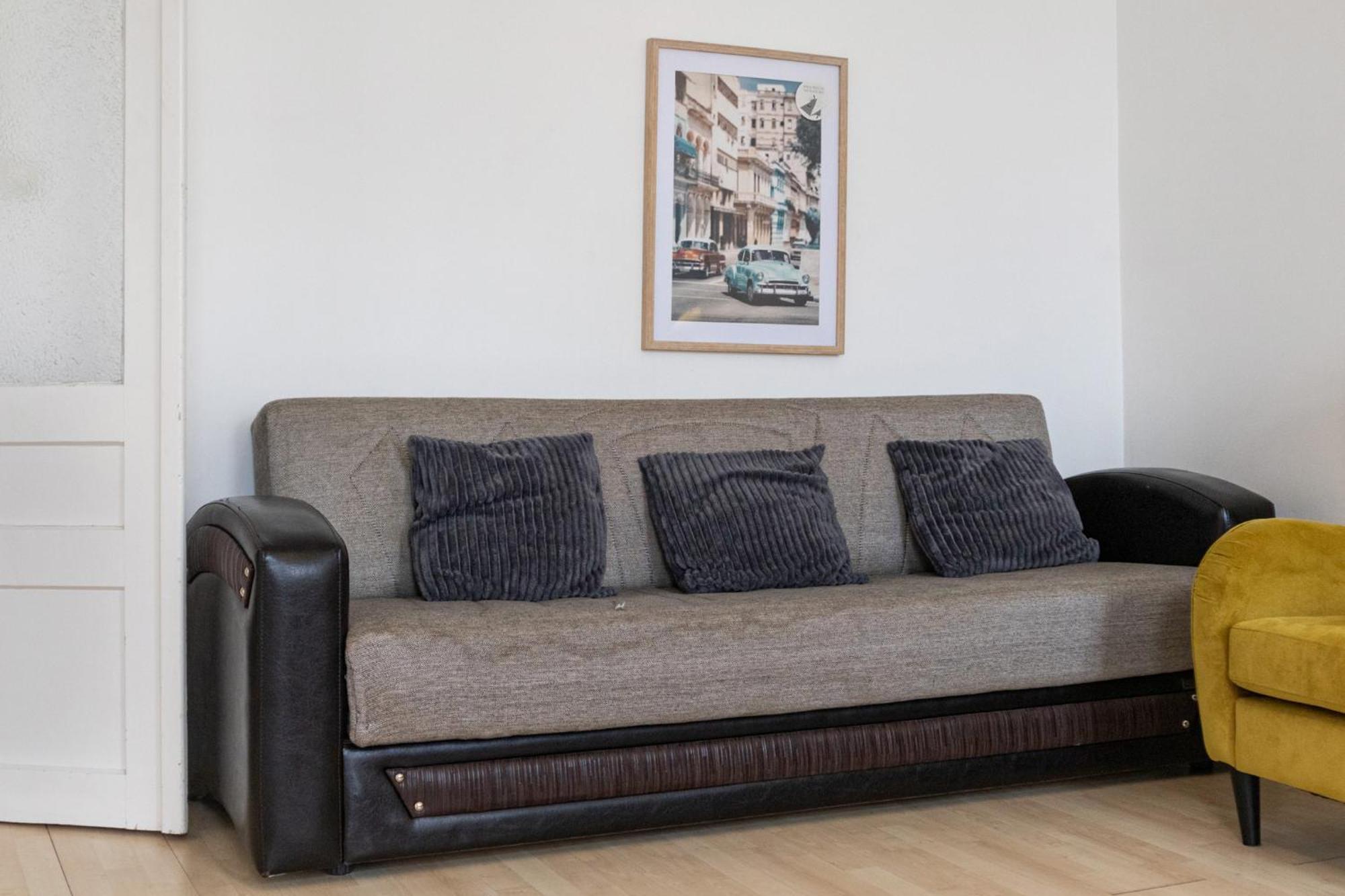 Comfy In Shared For Longstays Near Matzleinsdorfer Station *