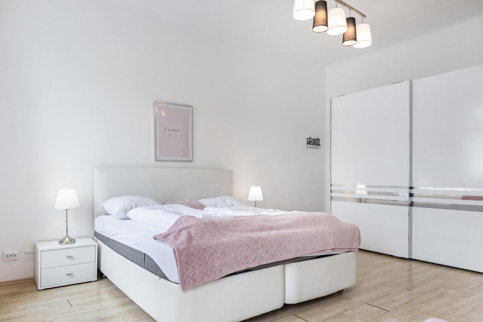 Comfy In Shared For Longstays Near Matzleinsdorfer Station Vienna