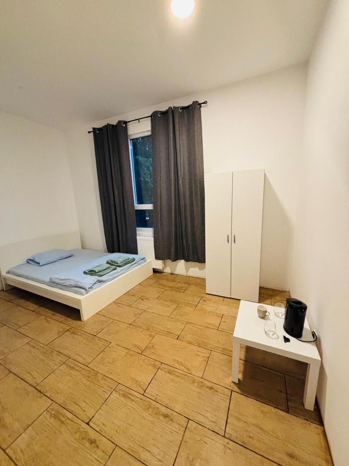 Guest house Penzingrooms *