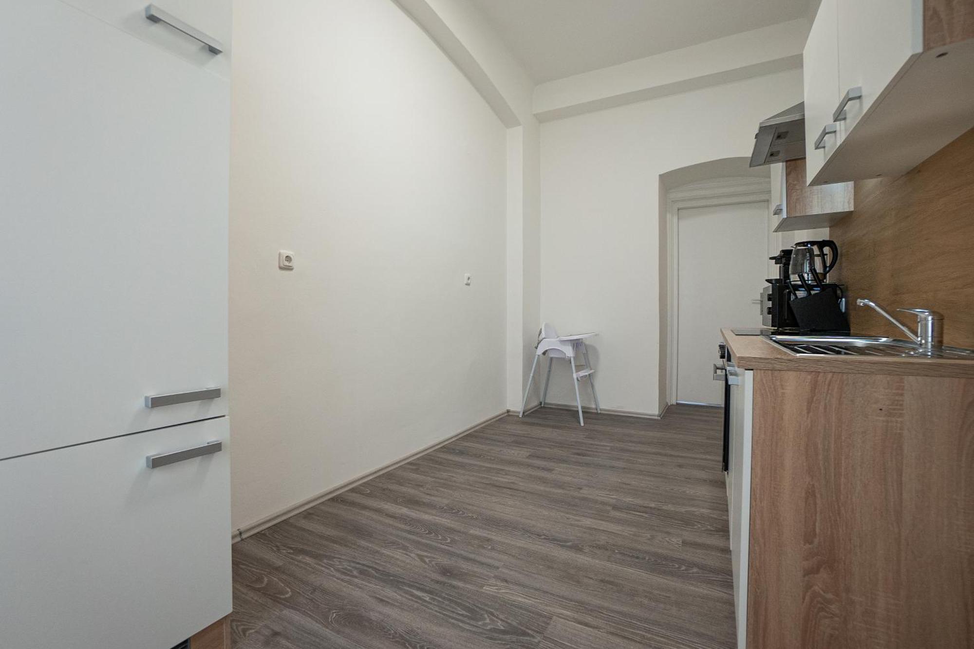 Cozy 1-br With A King Bed In A Calm Area * Vienna